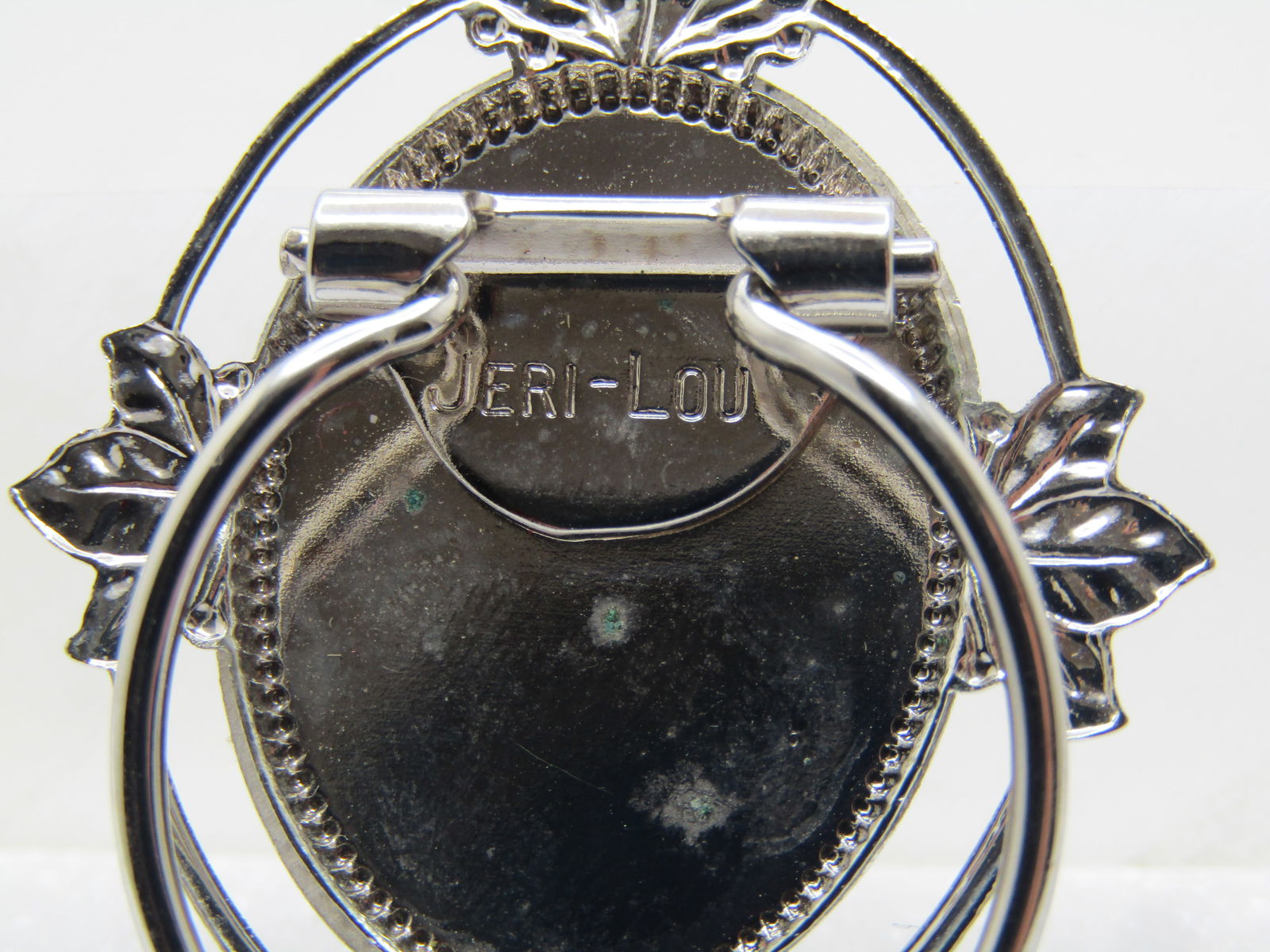 Vintage Engraved Floral Scarf Clip, Signed Jeri-Lou, 1970's-1980's - 5