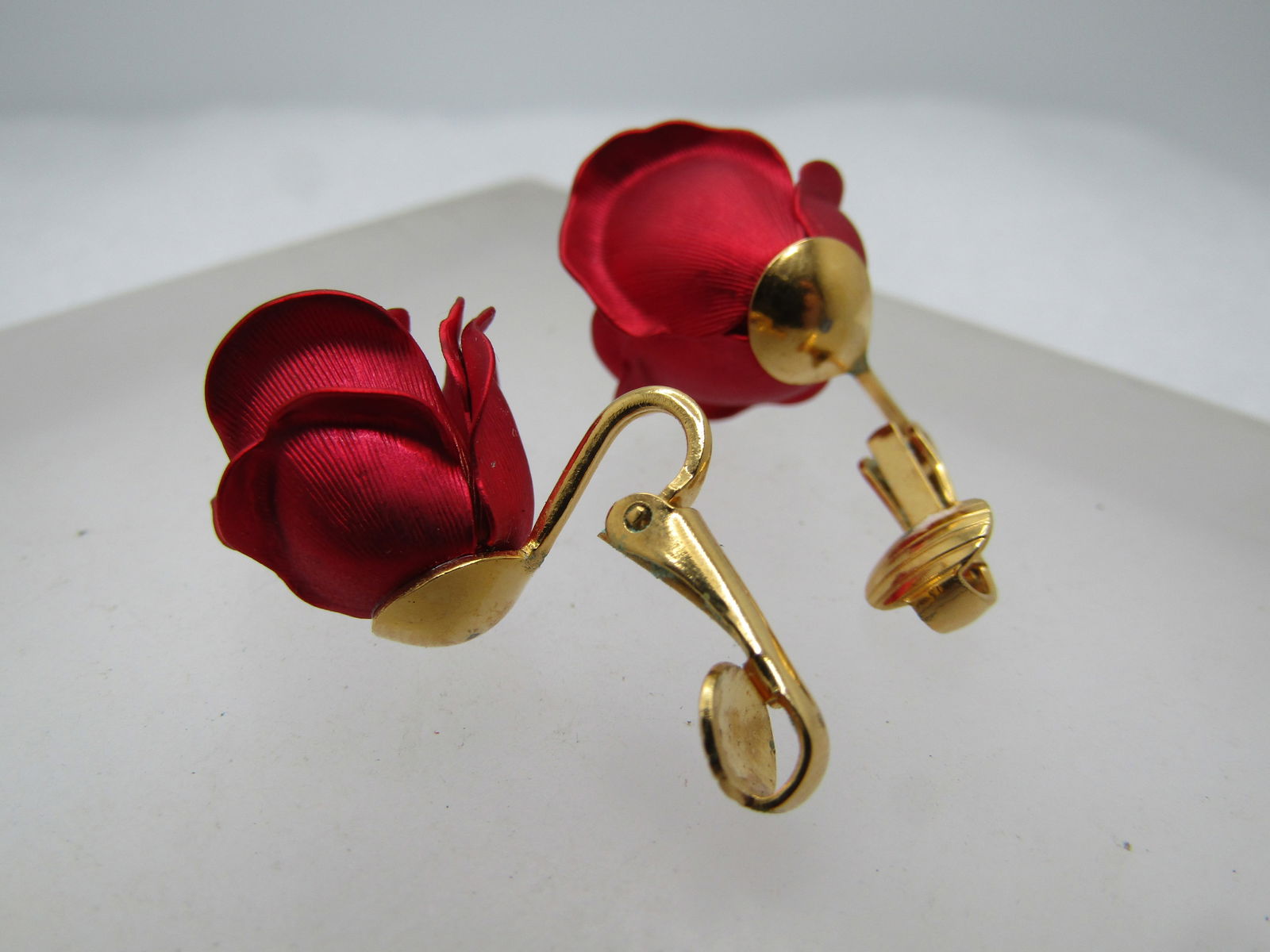 Vintage Red Rose Two Brooches & Earrings Set, Clip, Signed Cerrito, 1960's-1970's - 13