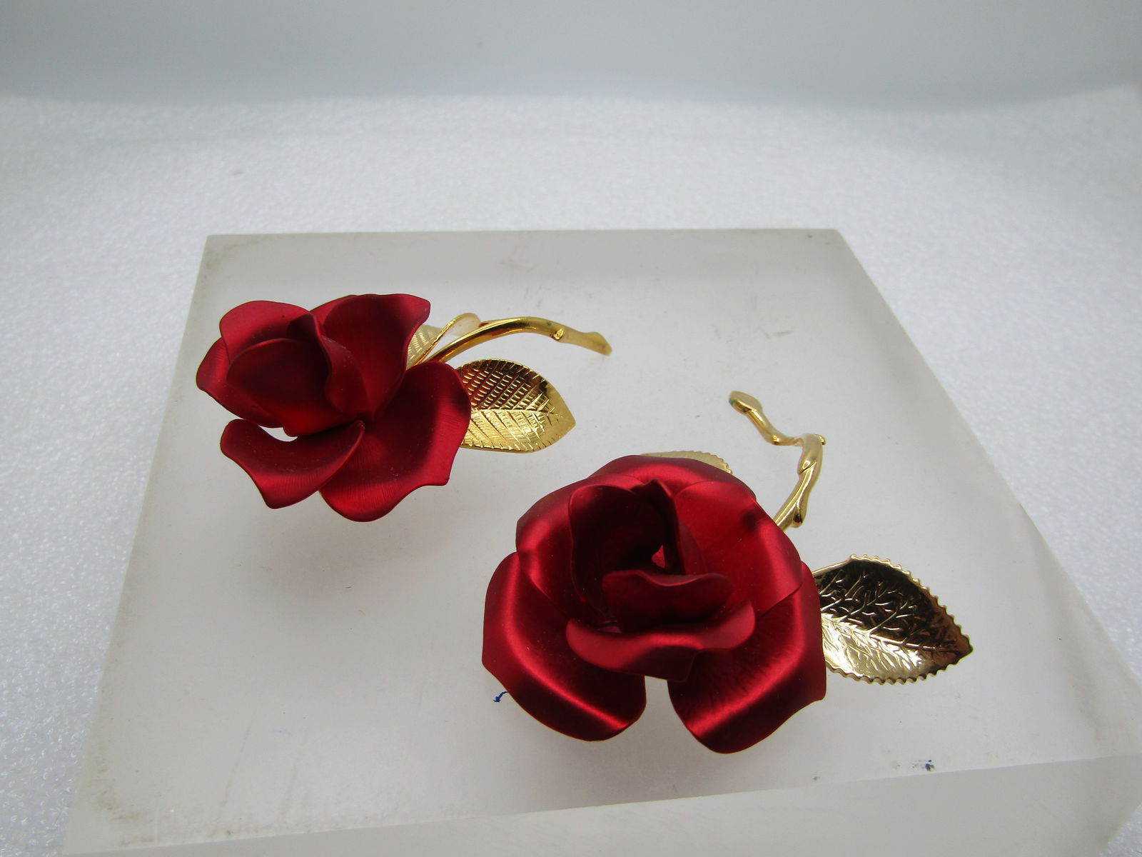 Vintage Red Rose Two Brooches & Earrings Set, Clip, Signed Cerrito, 1960's-1970's - 7
