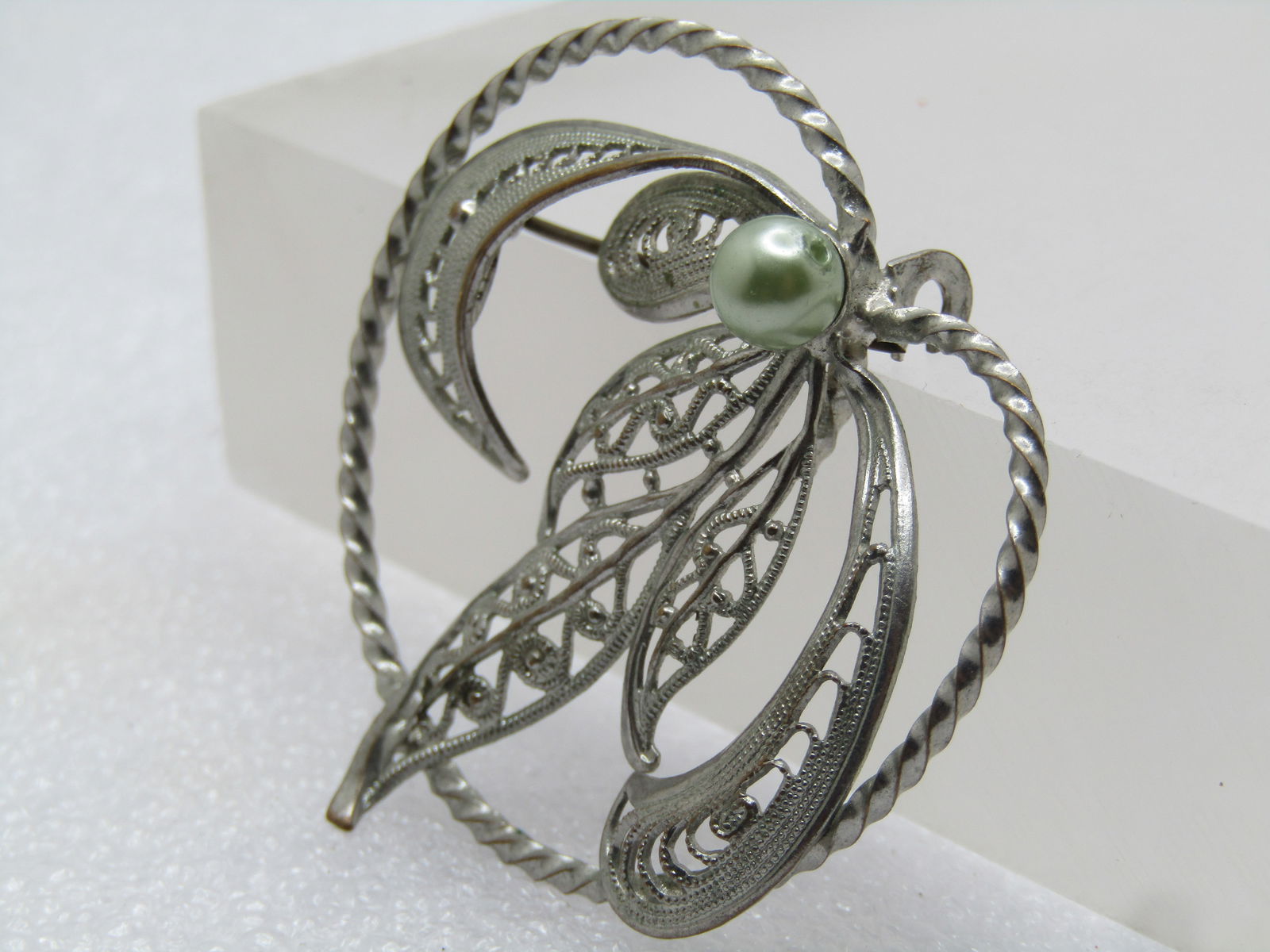 Vintage Filigree Leaf & Faux Pearl Brooch, 1940's - 2