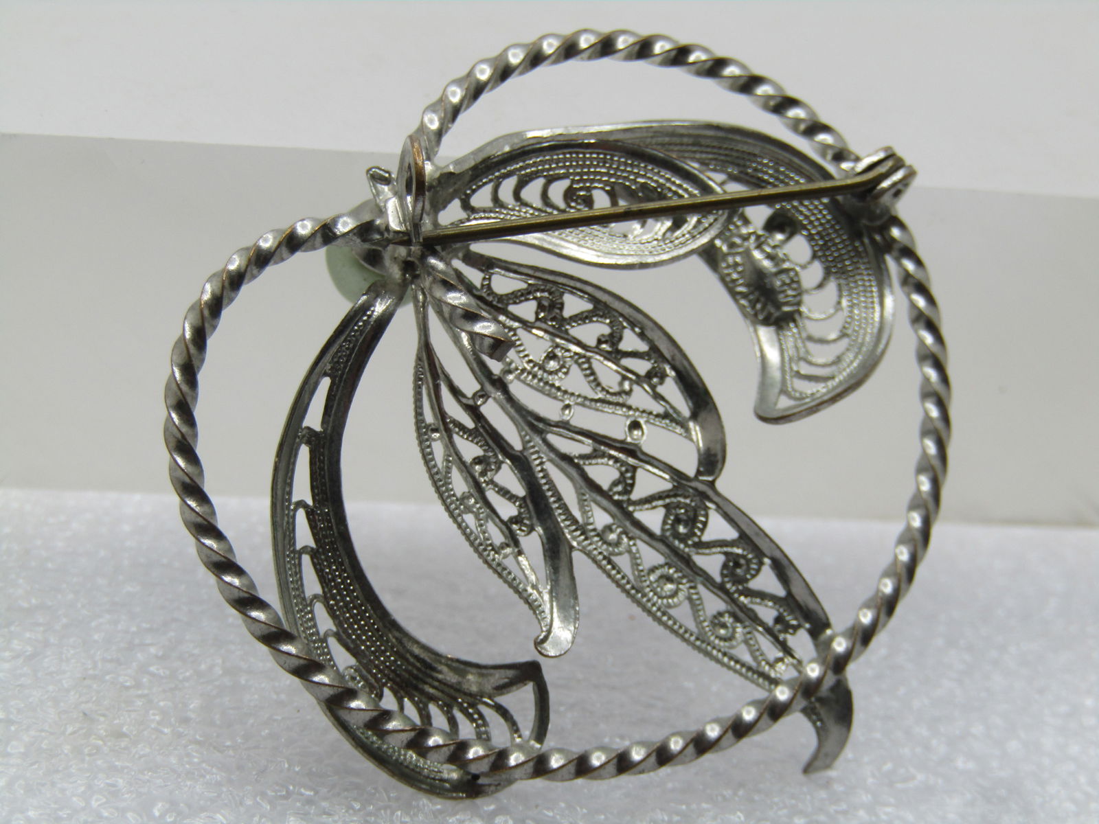 Vintage Filigree Leaf & Faux Pearl Brooch, 1940's - 4