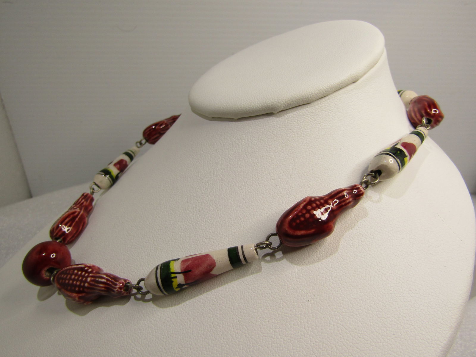 Vintage Ceramic Scenic & Corn Beaded Necklace, 22", Hook Clasp, 1970's - 3