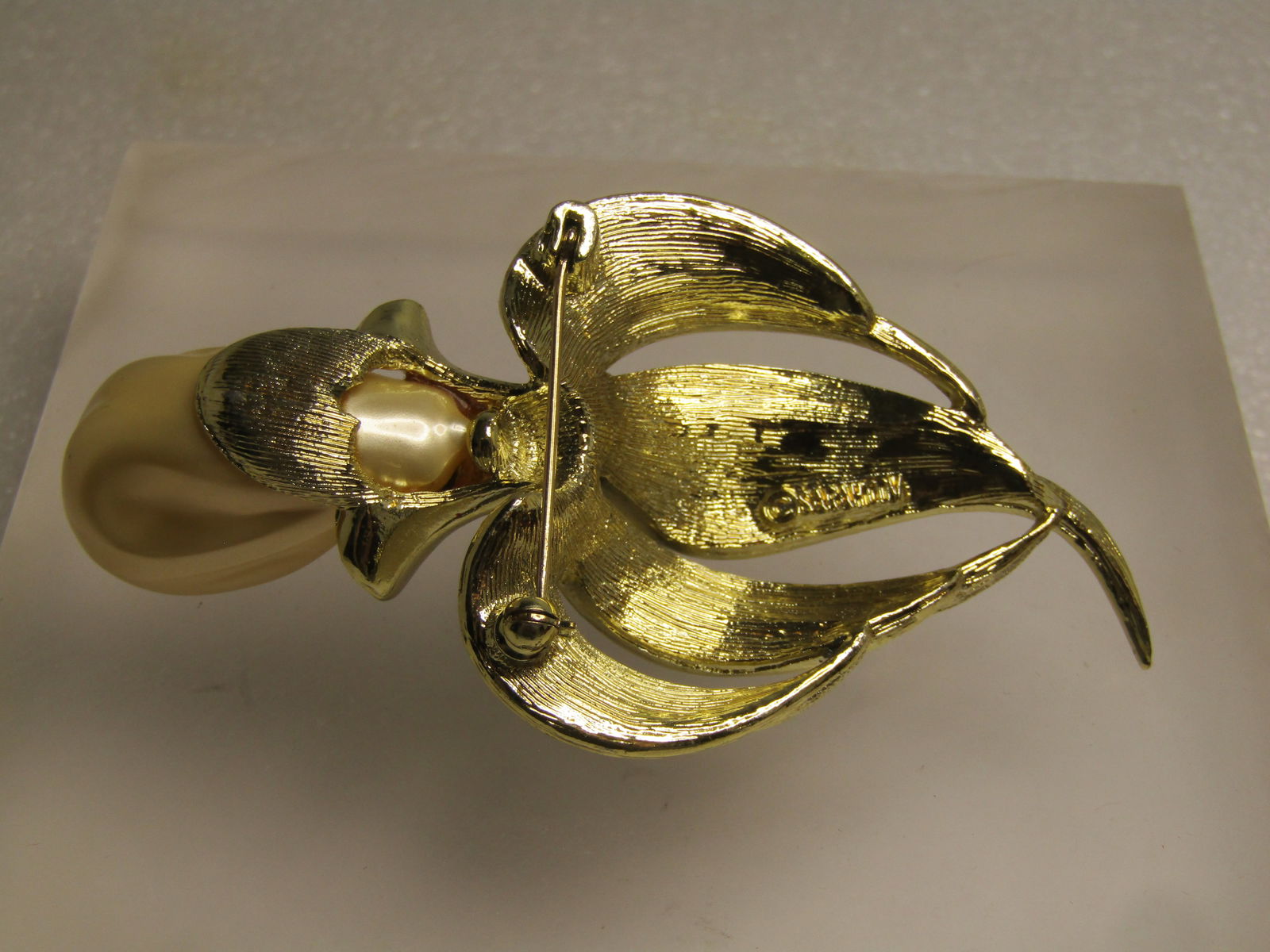 Vintage Faux Pearl Cala Lily Brooch, Sarah Coventry, 1960's - 5