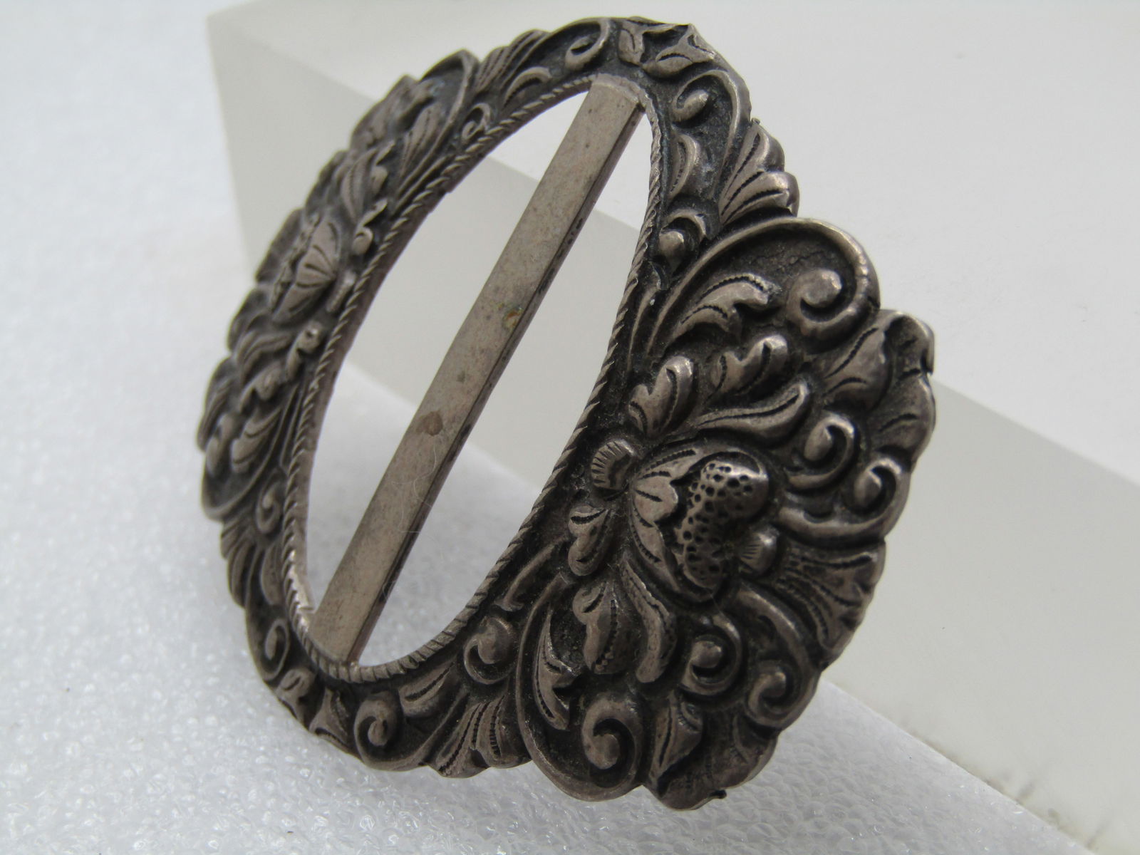 Antique .800 Silver Sash Buckle/Slide, Floral Repousse 1800's-1920's - 2