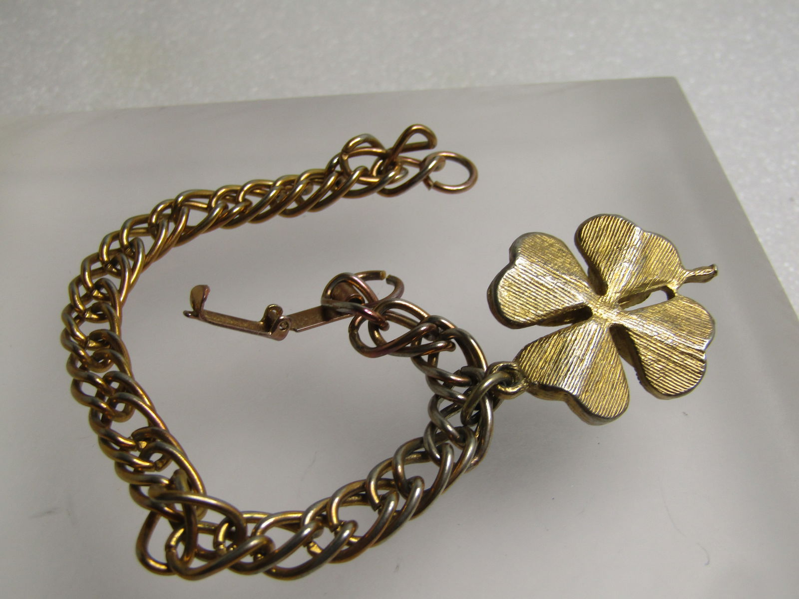 Vintage Green Rhinestone Shamrock Bracelet, 7.25", 1960's - 5