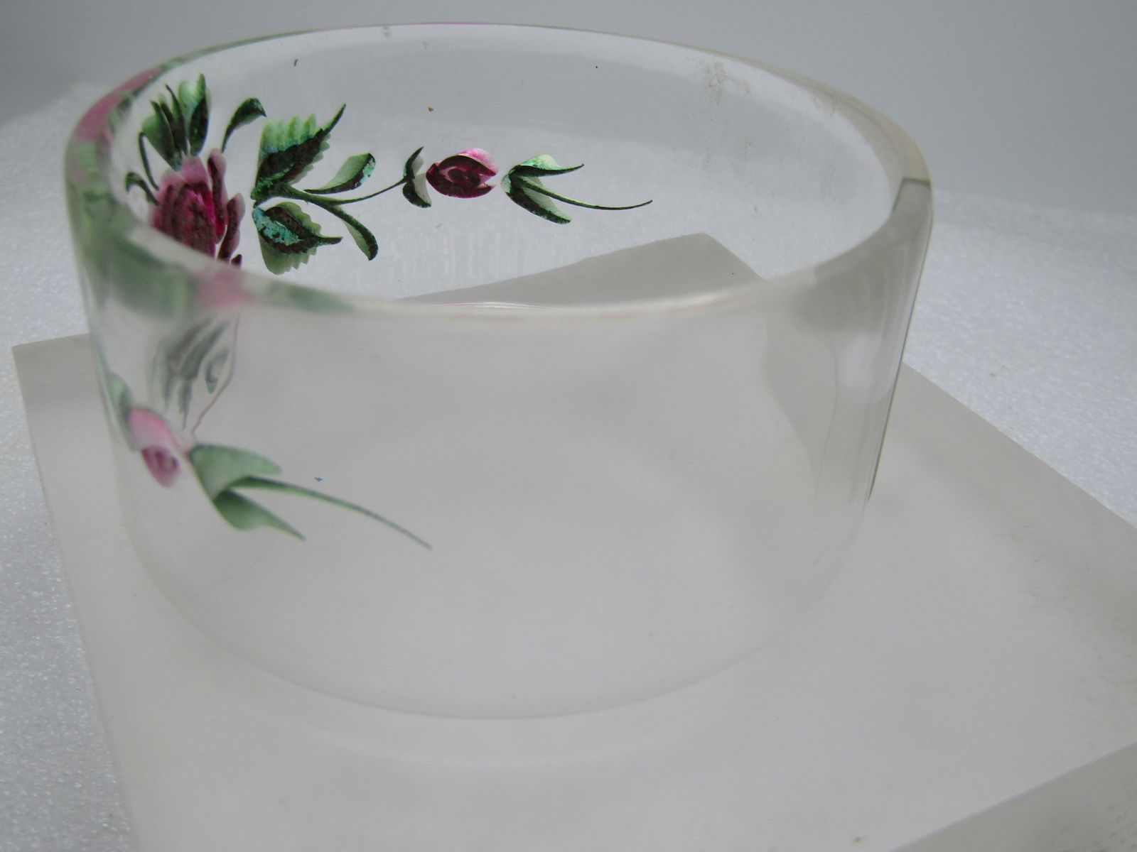 Vintage Reverse Carved Painted Bangle Bracelet, 8.25", Clear Lucite, 1960's - 4