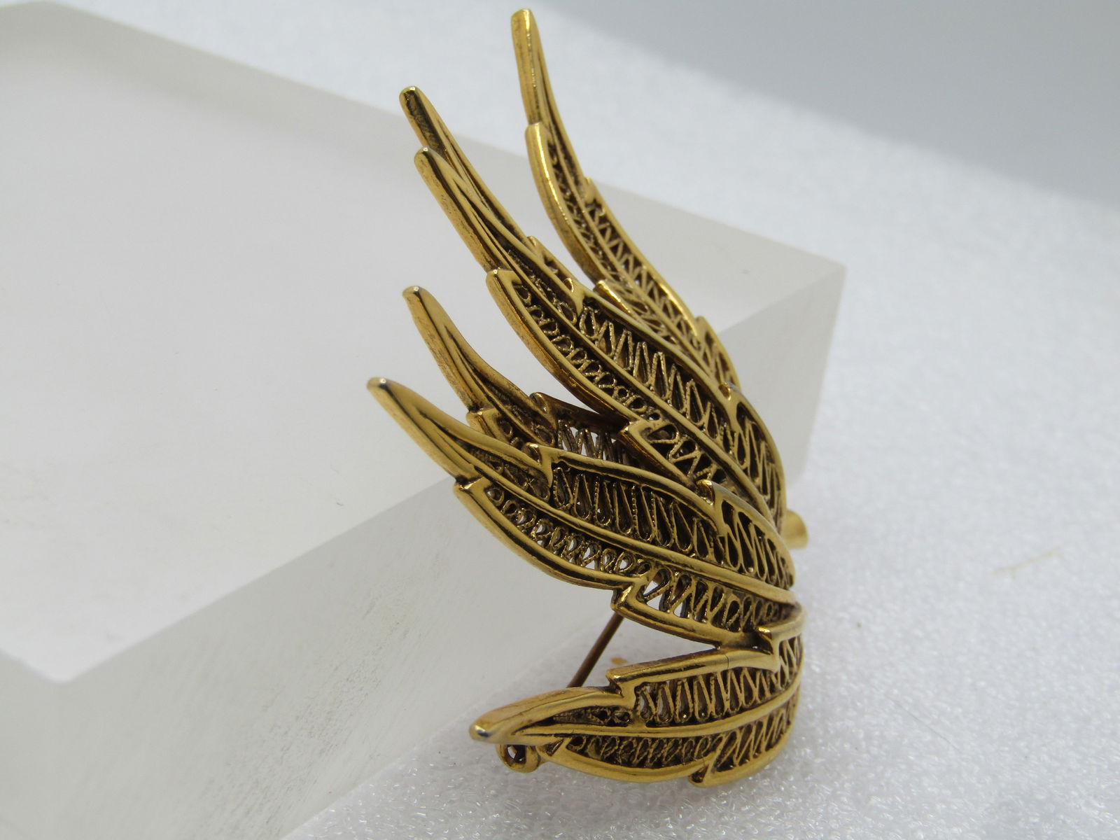 Vintage Leaf Cluster Brooch, 1960's, Gold Tone, Signed Avante - 2