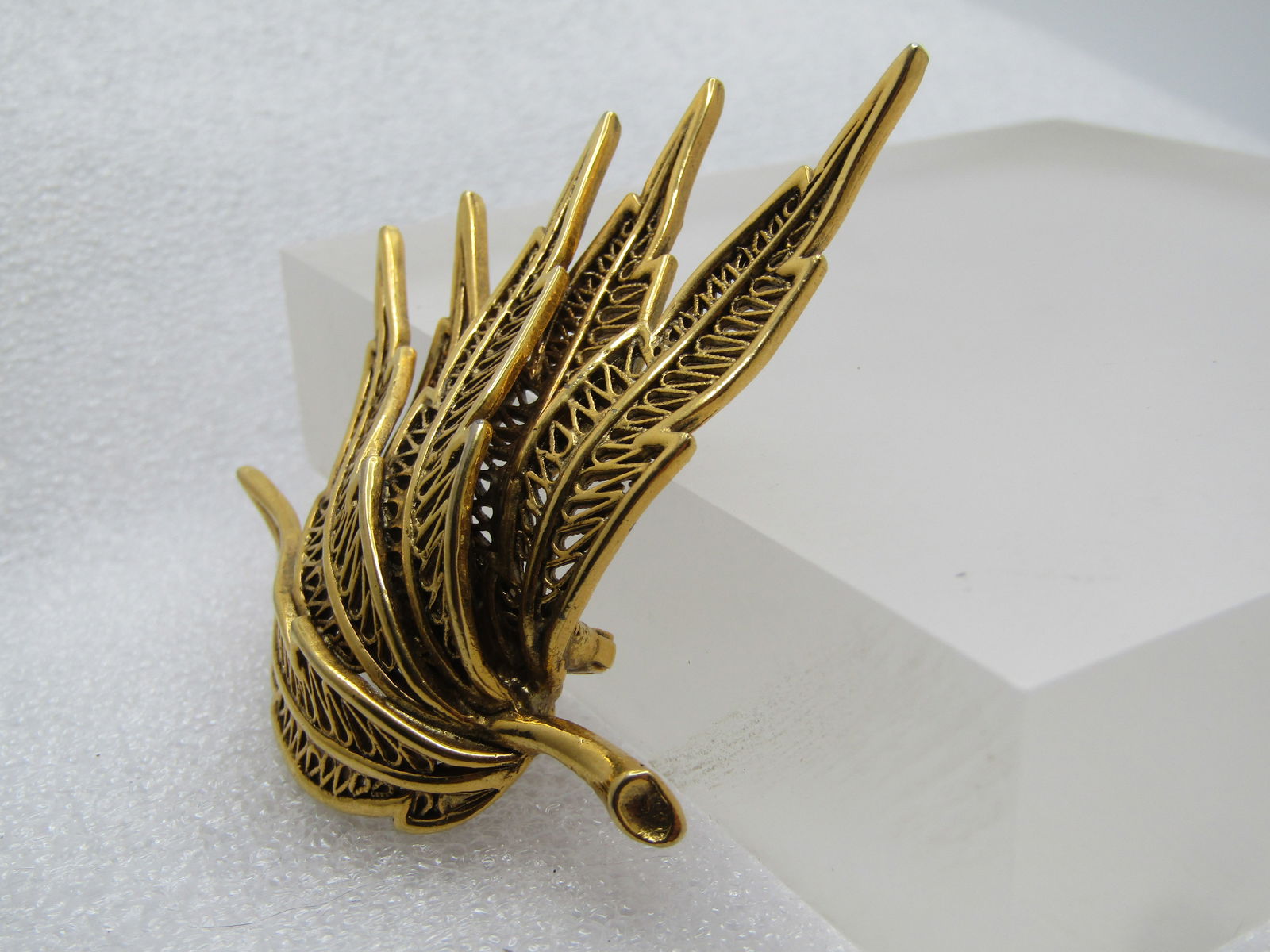 Vintage Leaf Cluster Brooch, 1960's, Gold Tone, Signed Avante - 3