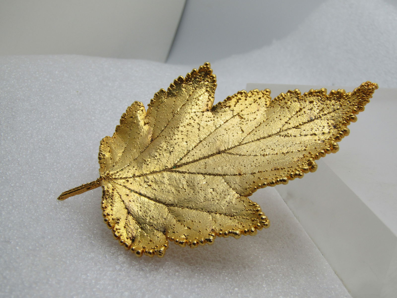 Gold Plated Maple Leaf Brooch, 1970's-1980's - 2