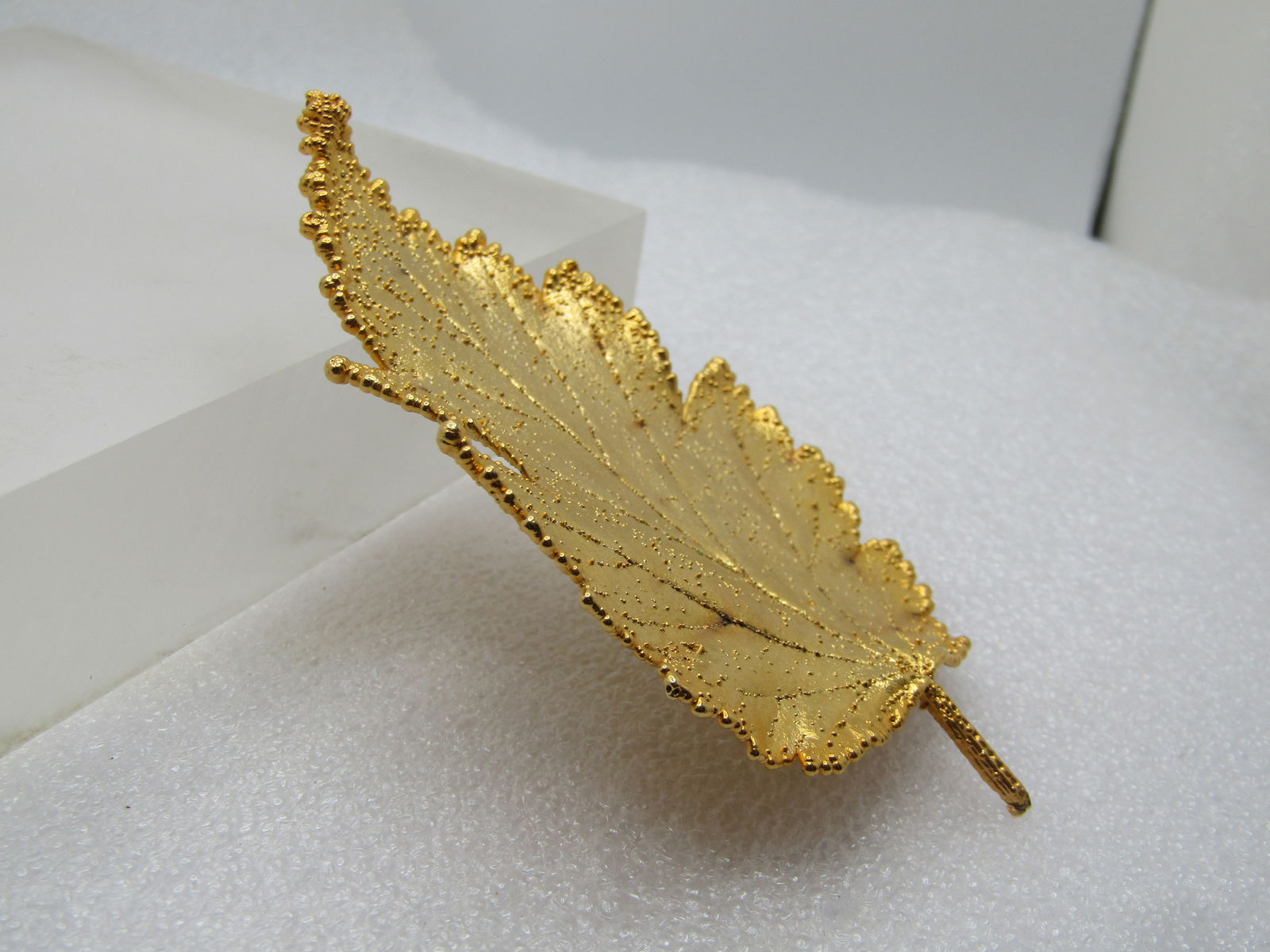 Gold Plated Maple Leaf Brooch, 1970's-1980's - 3