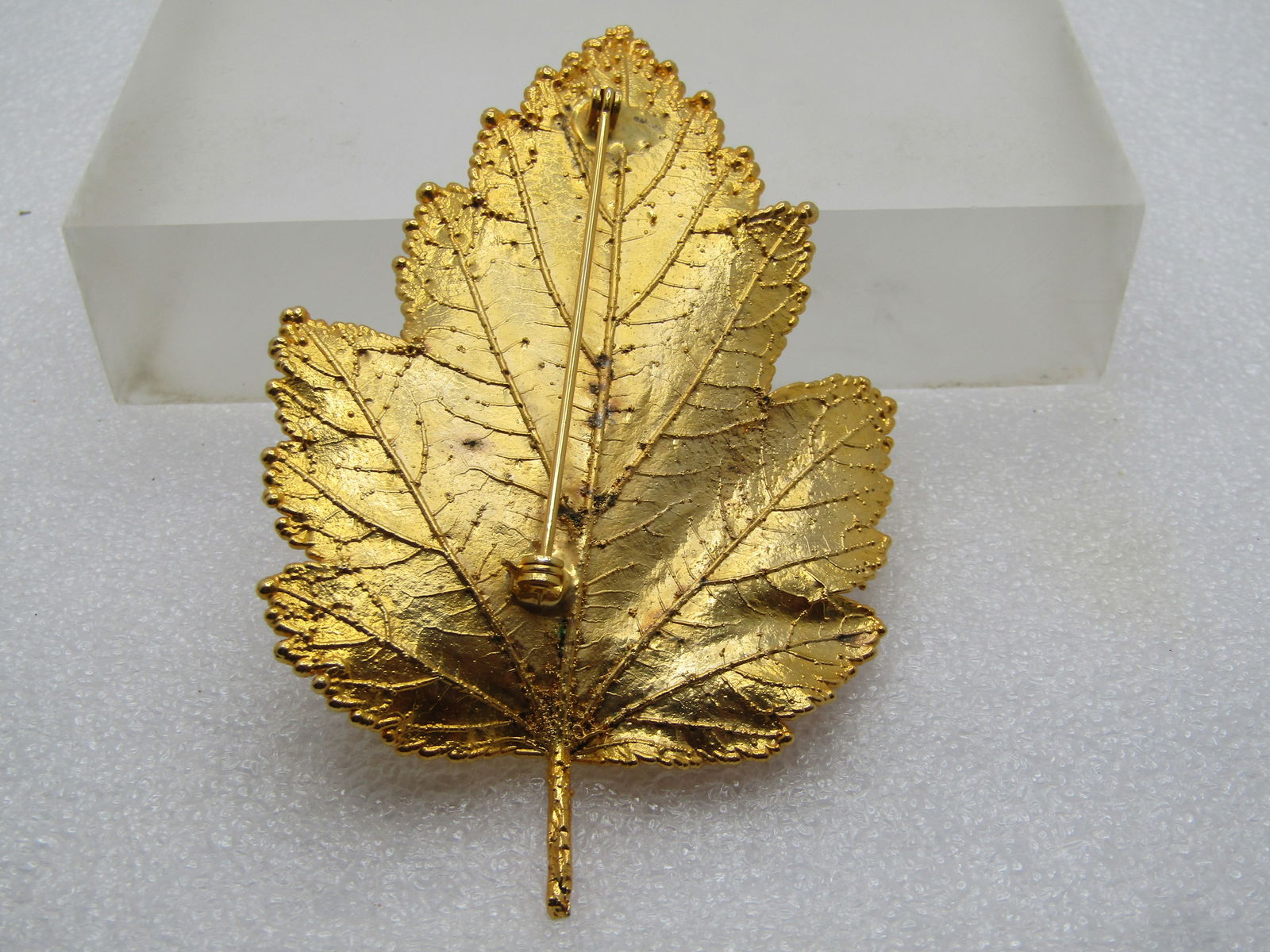 Gold Plated Maple Leaf Brooch, 1970's-1980's - 4
