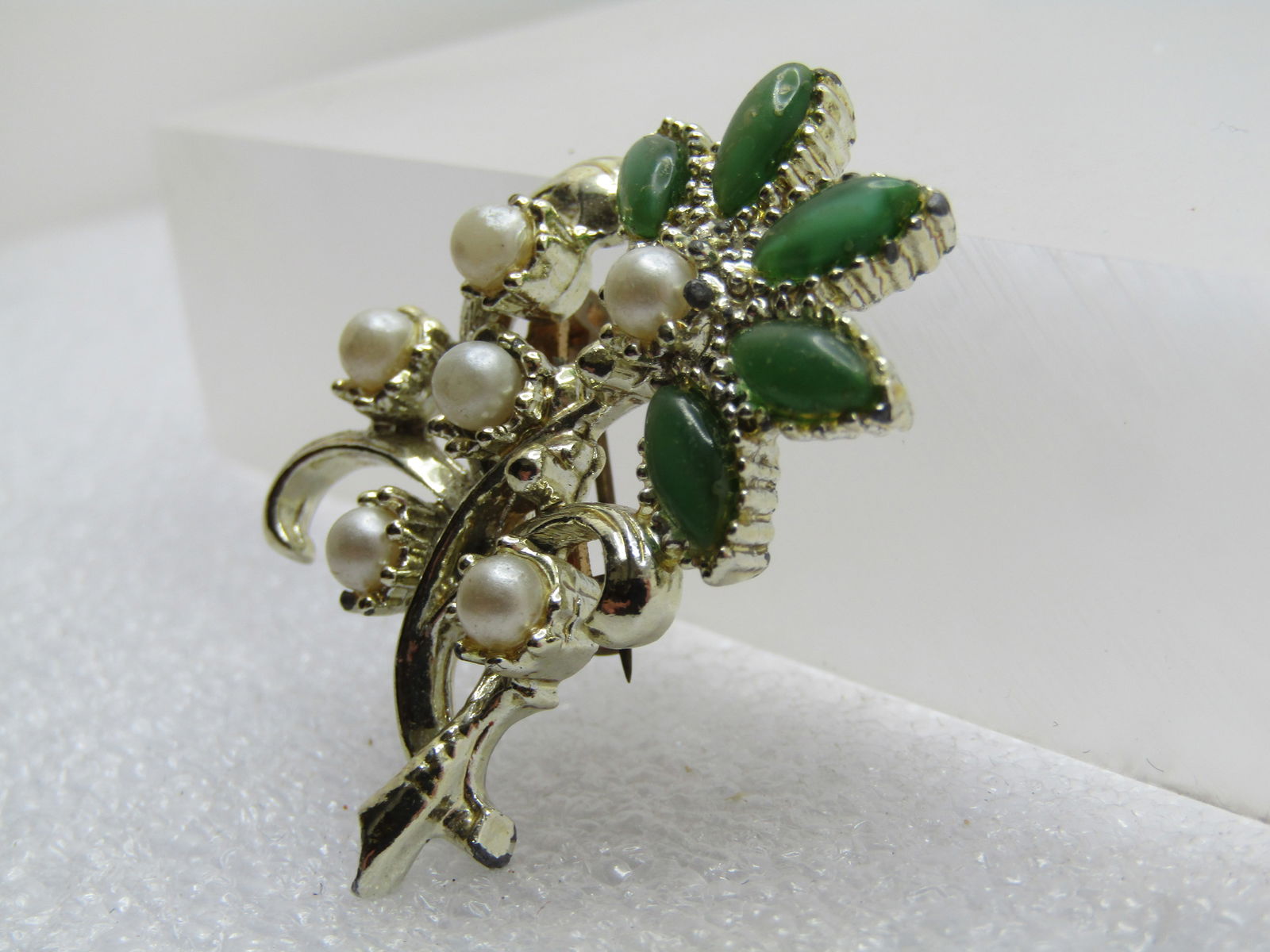 Vintage Green Floral Blossom, Faux Pearls, 1950's-1960's - 2