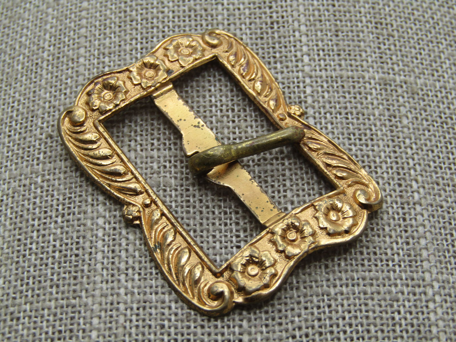 Vintage Early 1900's Buckle, Floral Accents, 1-5/8" - 4