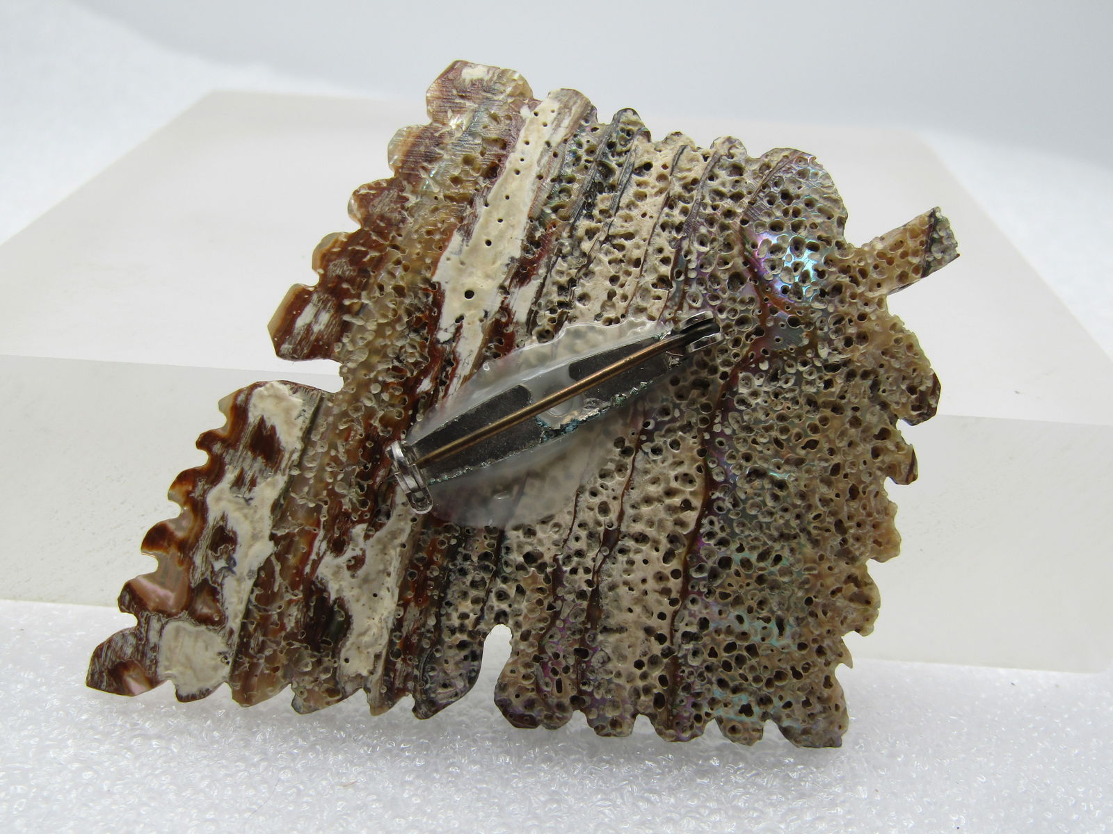 Vintage Carved Abalone Leaf Brooch, 1970's - 4