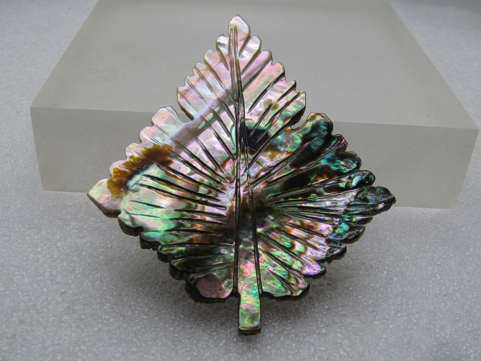 Vintage Carved Abalone Leaf Brooch, 1970's - 6