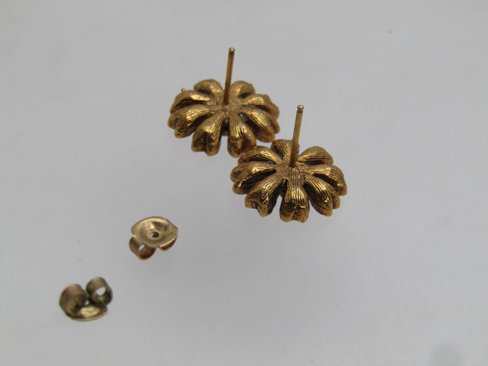 Vintage Faux Pearl Enameled Floral Earrings, in Albert Weiss Hinged Box, 1940's-1960's - 5