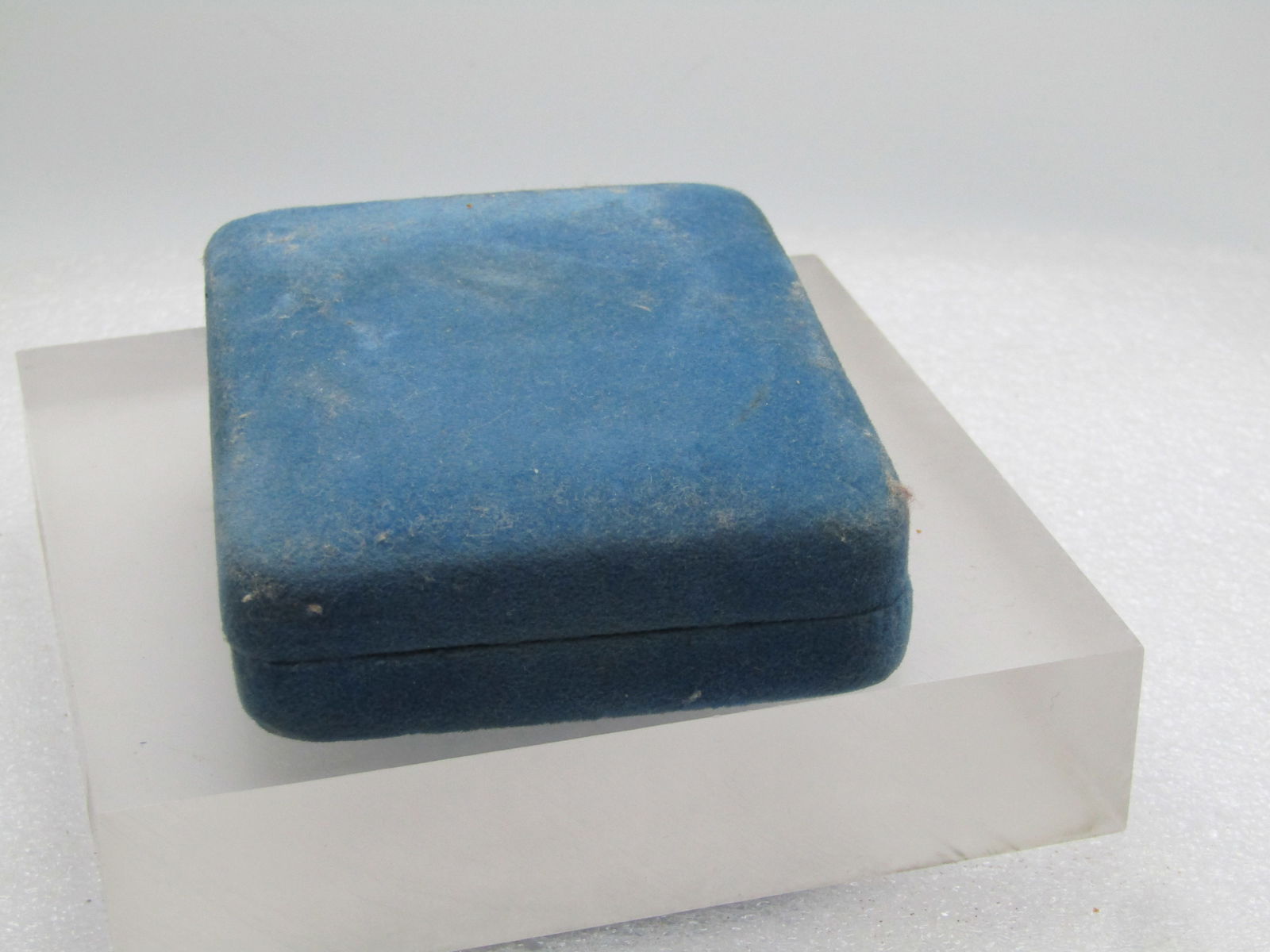 Vintage Faux Pearl Enameled Floral Earrings, in Albert Weiss Hinged Box, 1940's-1960's - 8