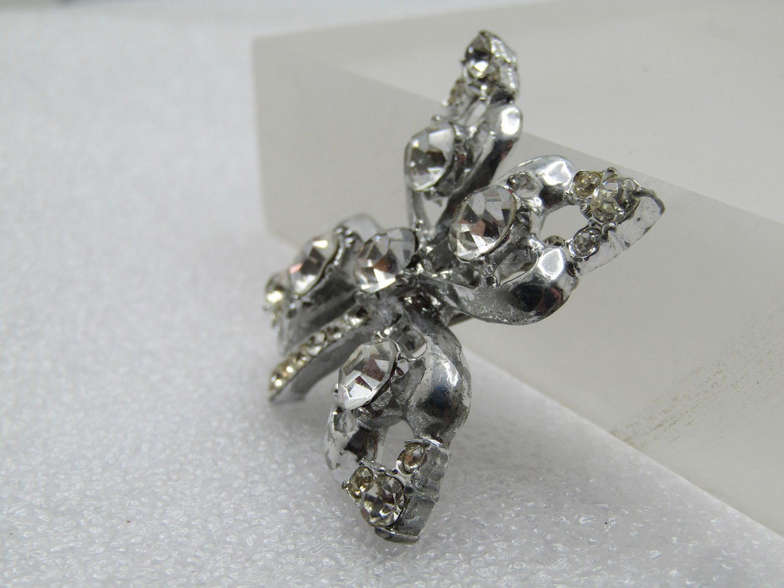 Vintage Rhinestone Leaf Brooch, 1940's-1950's - 2