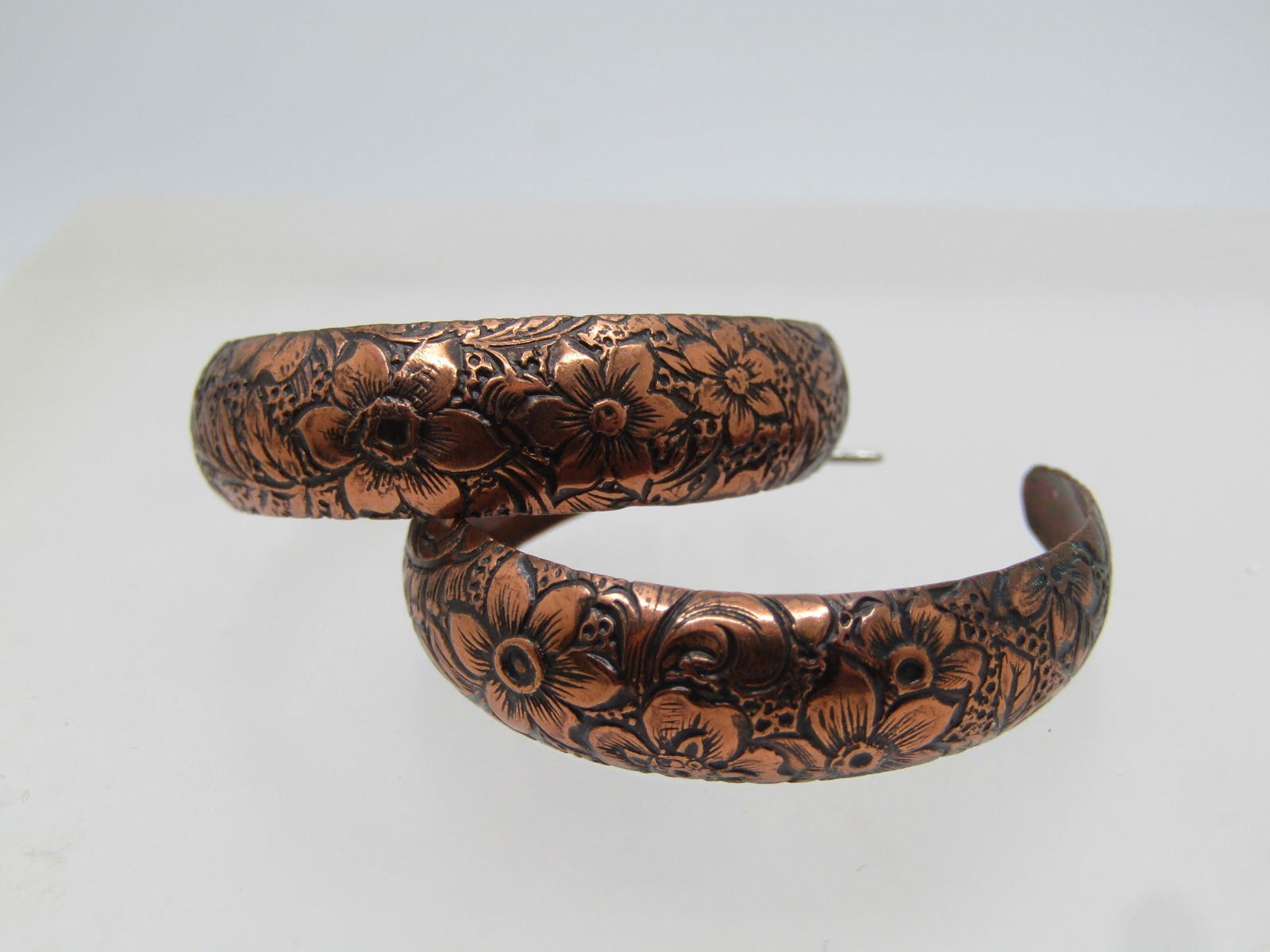 Vintage Copper Floral Hoop Earrings, Pierced, 1960's-1970's - 4