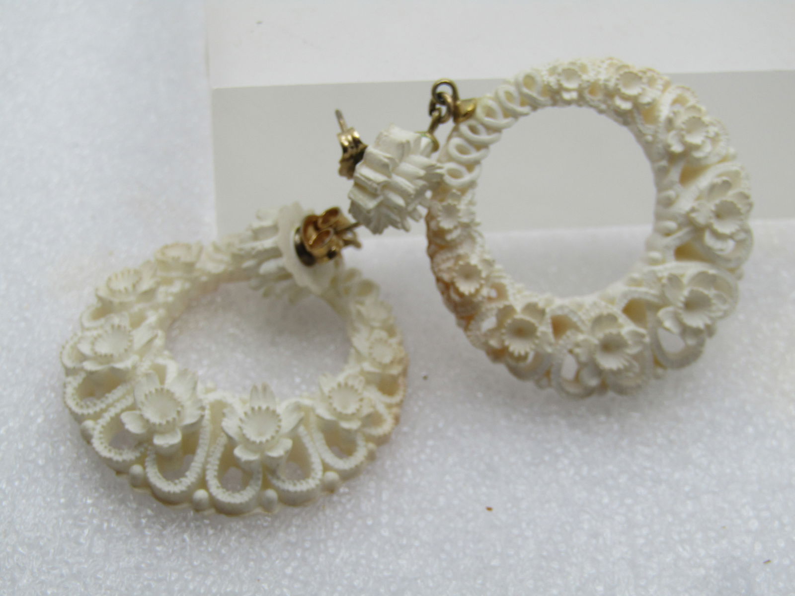 Vintage White Floral Earrings, Stud & Hoop, 1960's-1970's, Pierced - 3