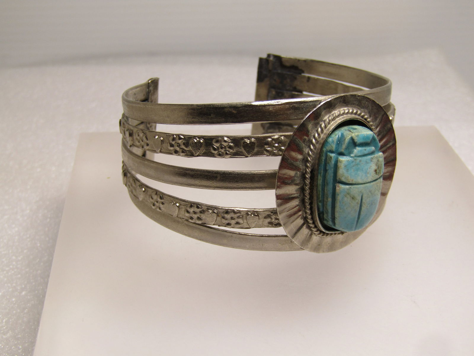 Vintage Egyptian Revival Scarab Cuff Bracelet, 7", 1960's-1970's - 2