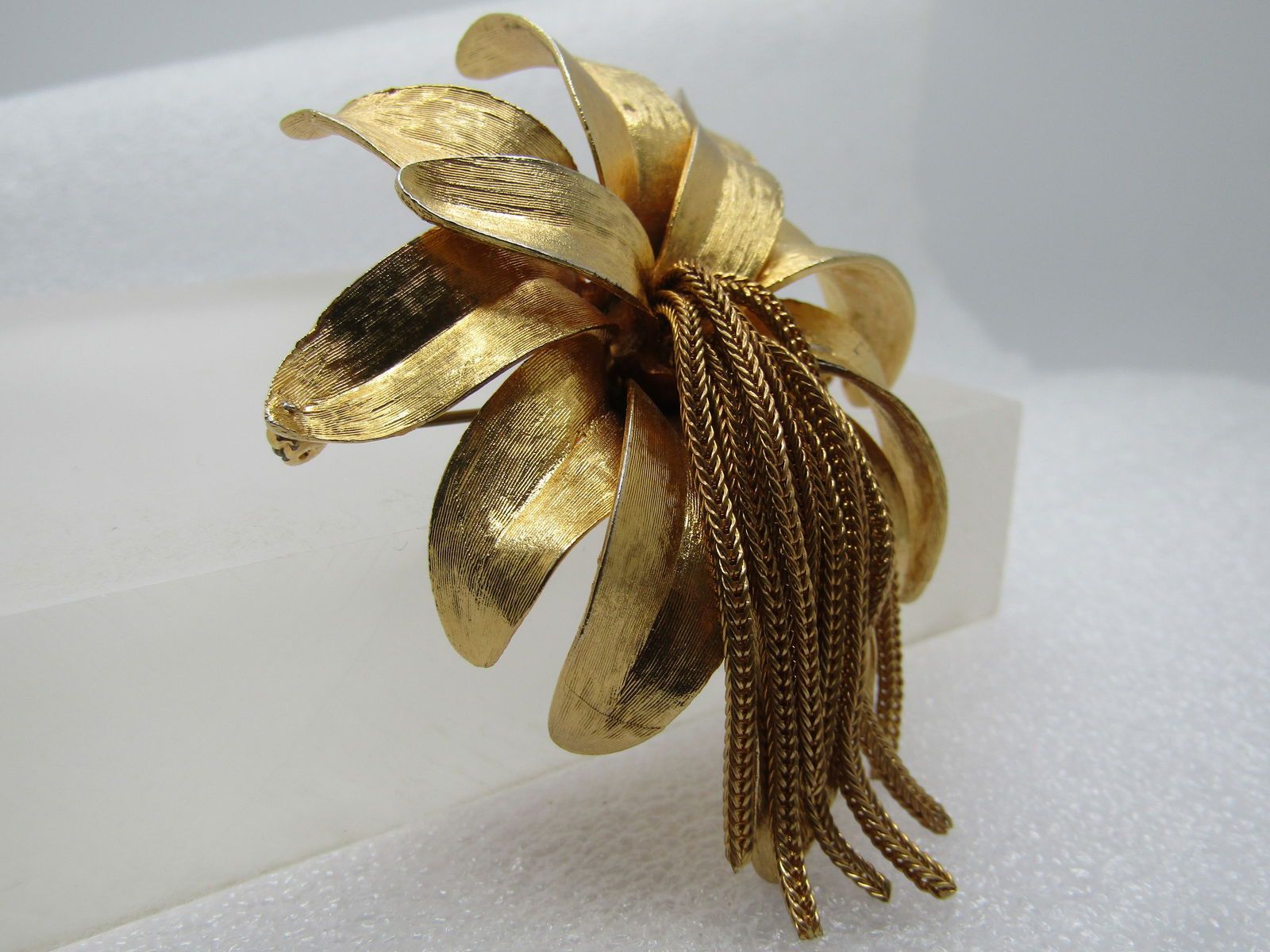 Vintage Floral Blossom Brooch with Foxtail Chain Tassels, 1960's - 3