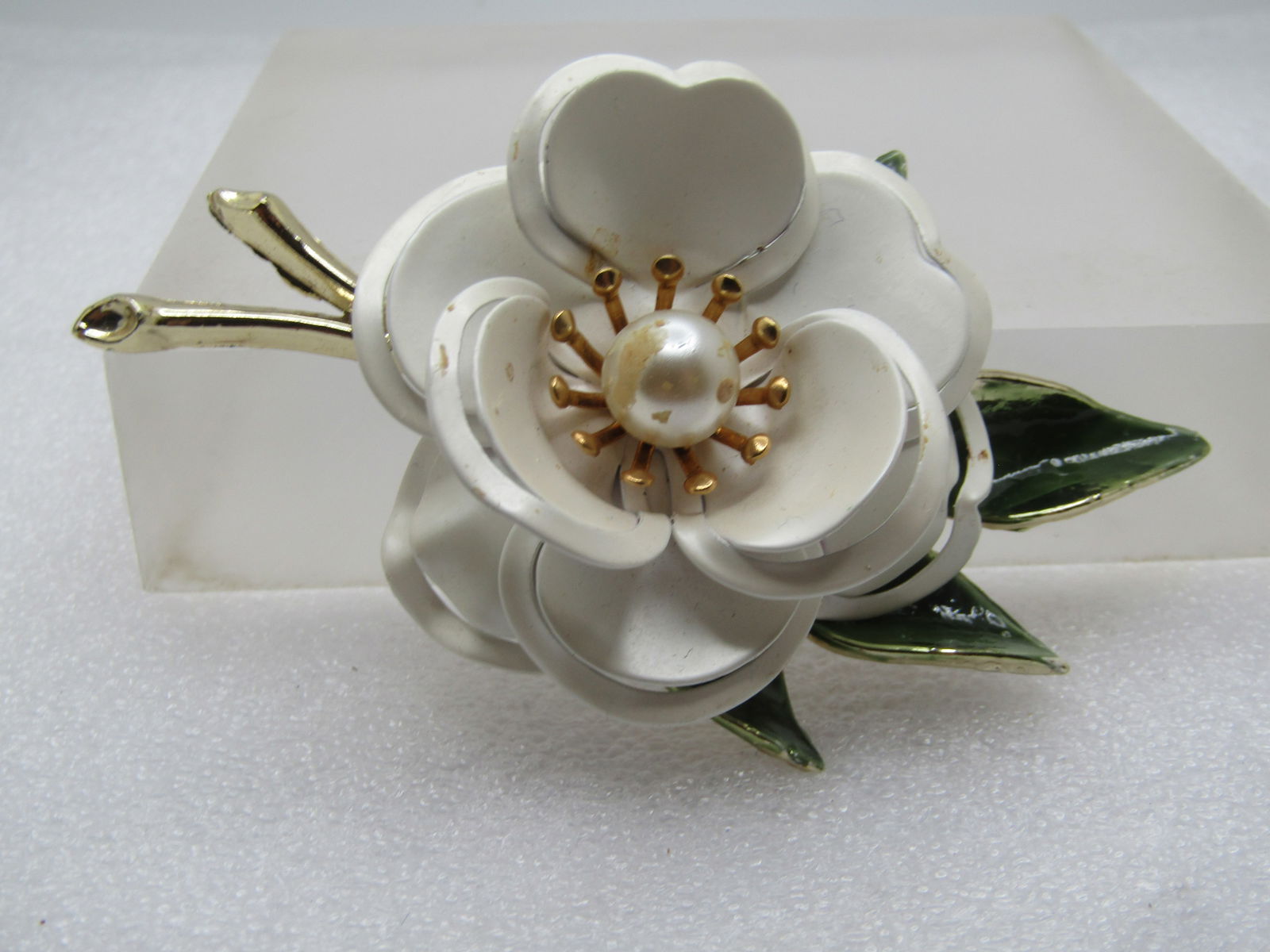 Vintage Enameled White Magnolia/Gardenia Brooch, 1960's