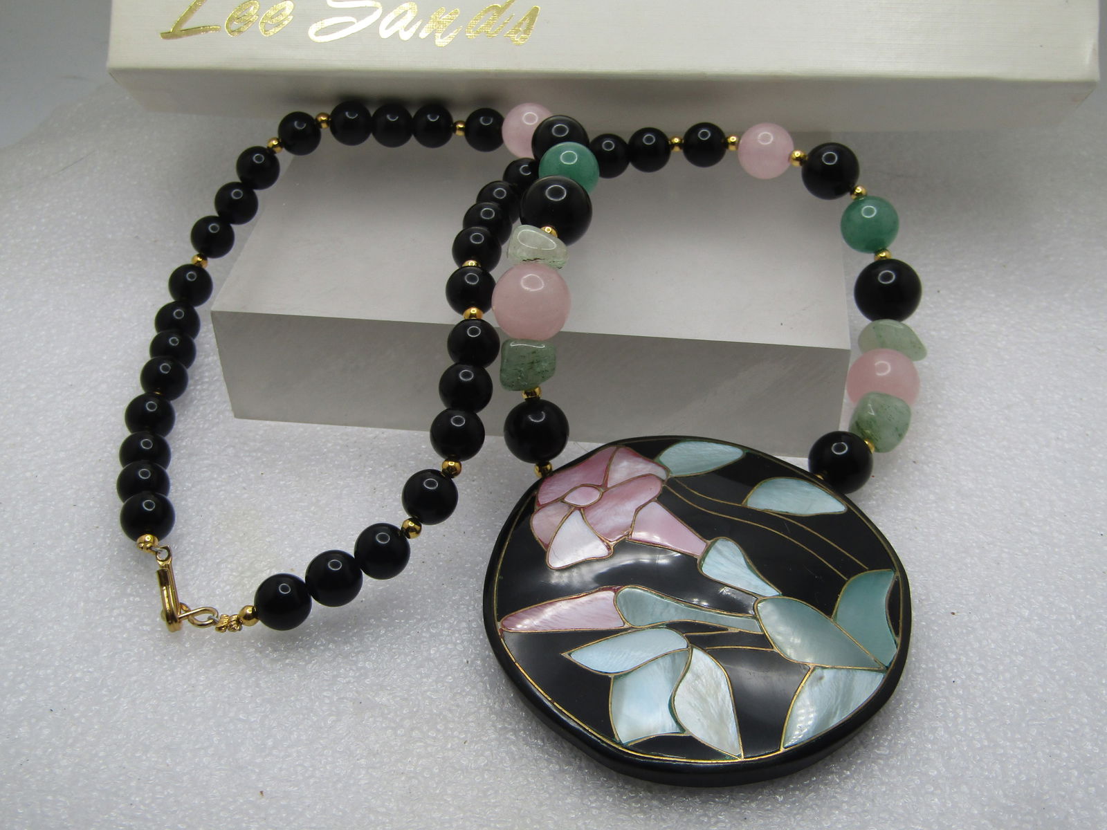 Vintage Inlaid Floral Necklace, Mother-of-Pearl, Quartz, Onyx, Jade - Lee Sands. 21", 1970's-1990's, - 9