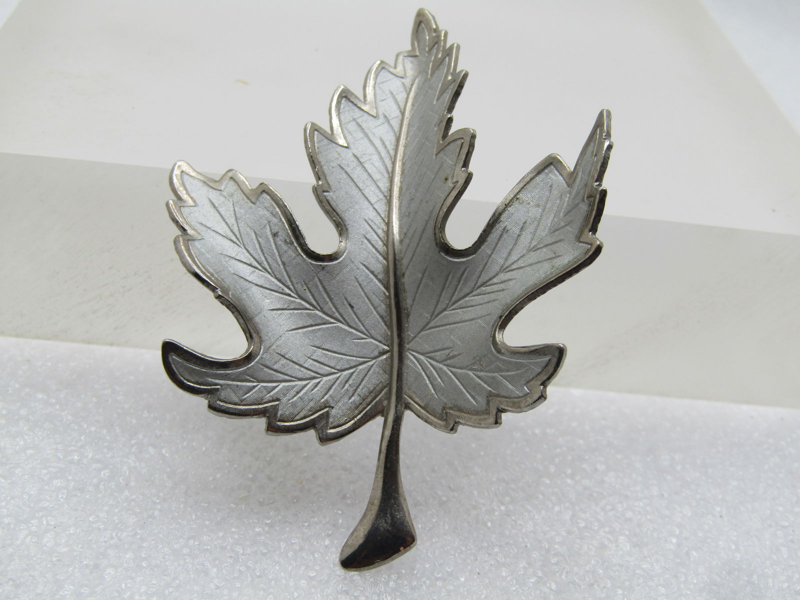 Vintage Silver tone Maple Leaf Brooch, 1960's-1970's (1 of 6)