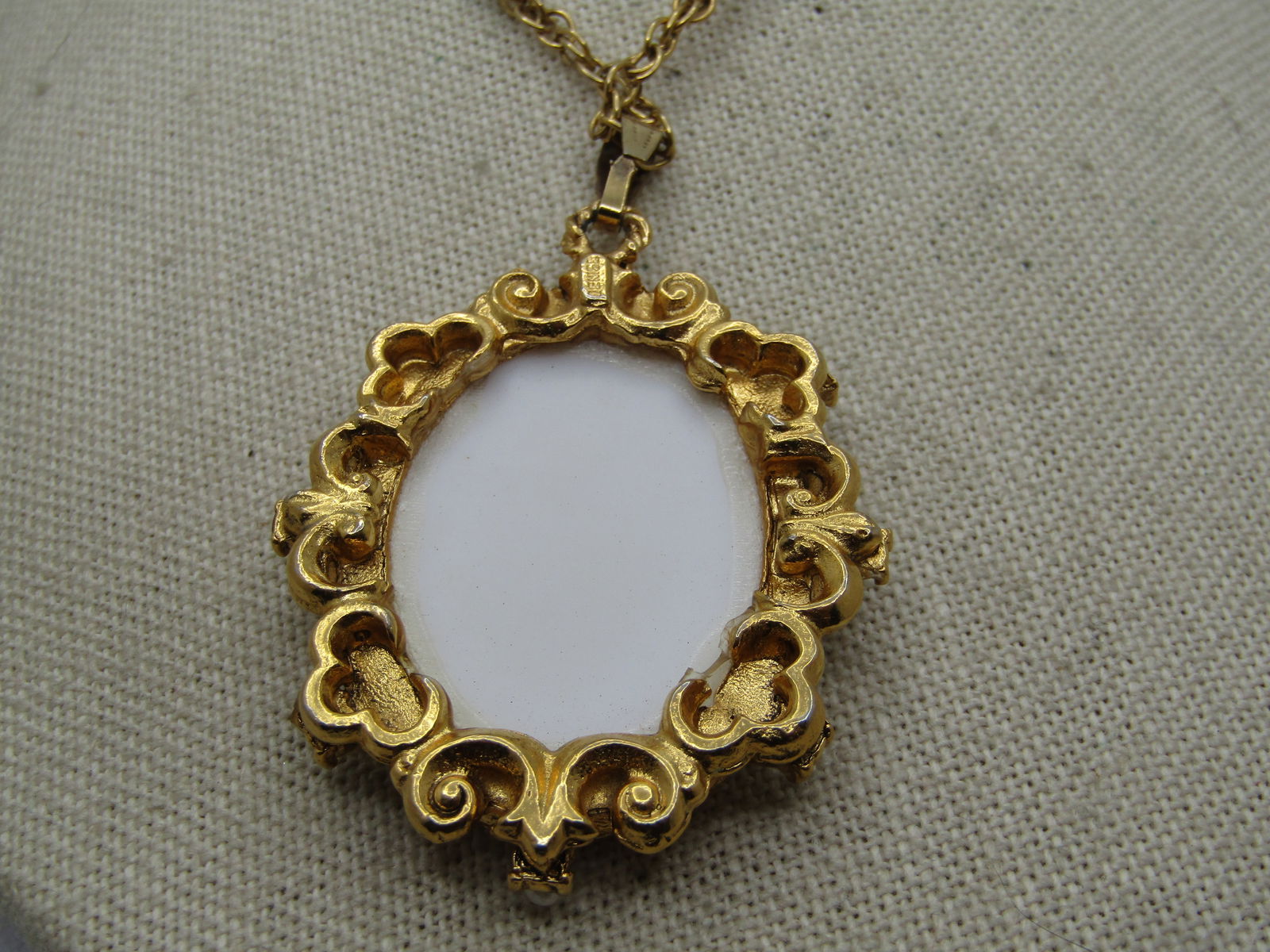 Vintage Floral Cameo Faux Pearl Necklace, 24" , Signed Denise, 1960's-1970's - 4