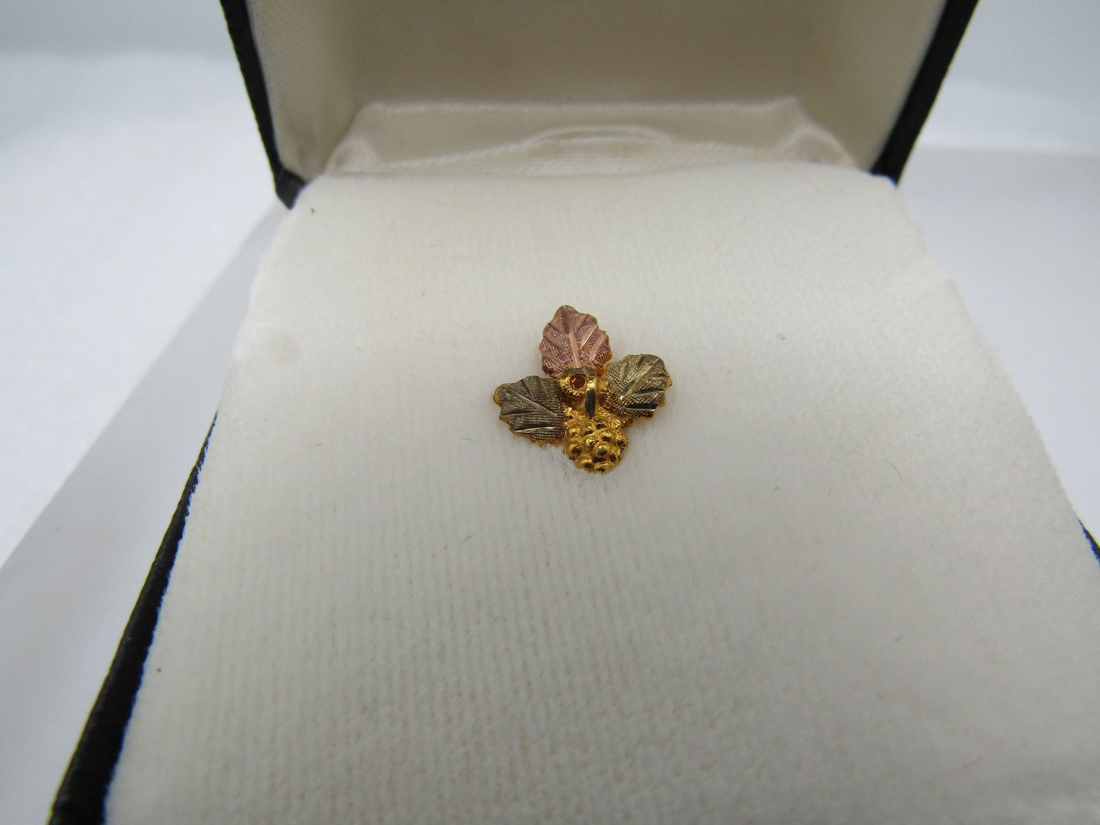 Vintage 14kt Black Hills Gold Tack Pin, Original Box, 1980's - 2