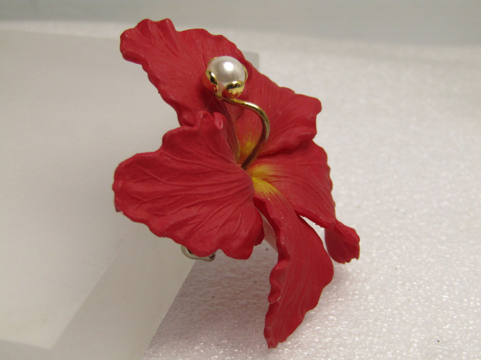 Vintage Red Hibiscus Blossom Brooch, Faux Pearl, Western Germany, Mid-Century - 3