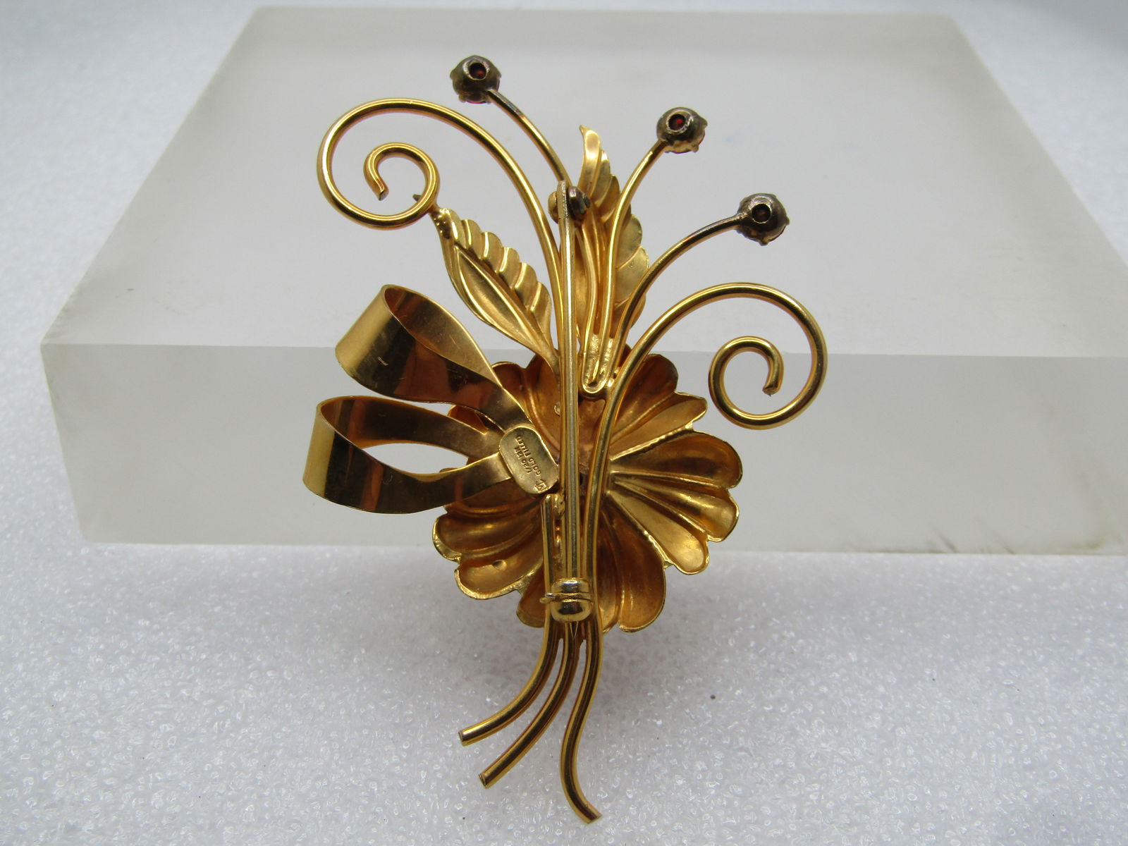 Vintage 12kt GF Floral Brooch, Red Rhienstones, 1940's - 4