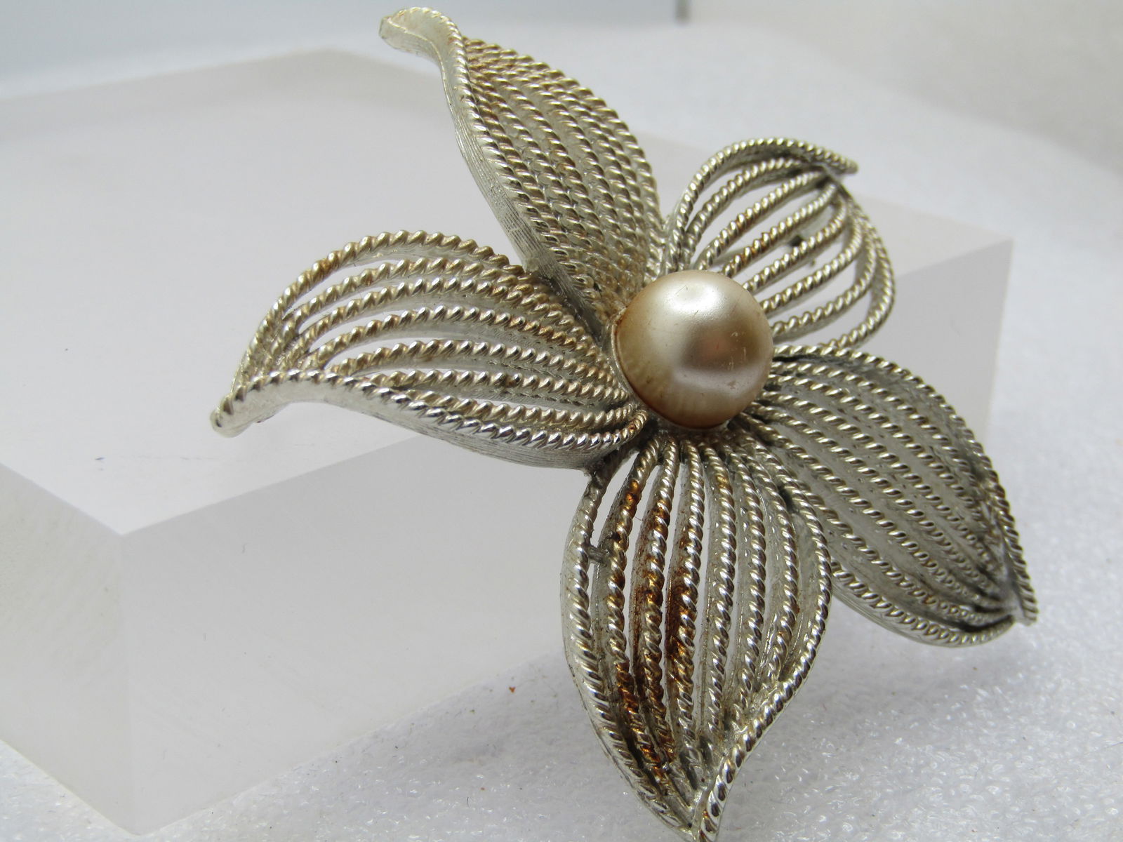 Vintage Star/Floral Blossom Brooch, Faux Pearl, 1960's-1970's, Sarah Coventry - 3