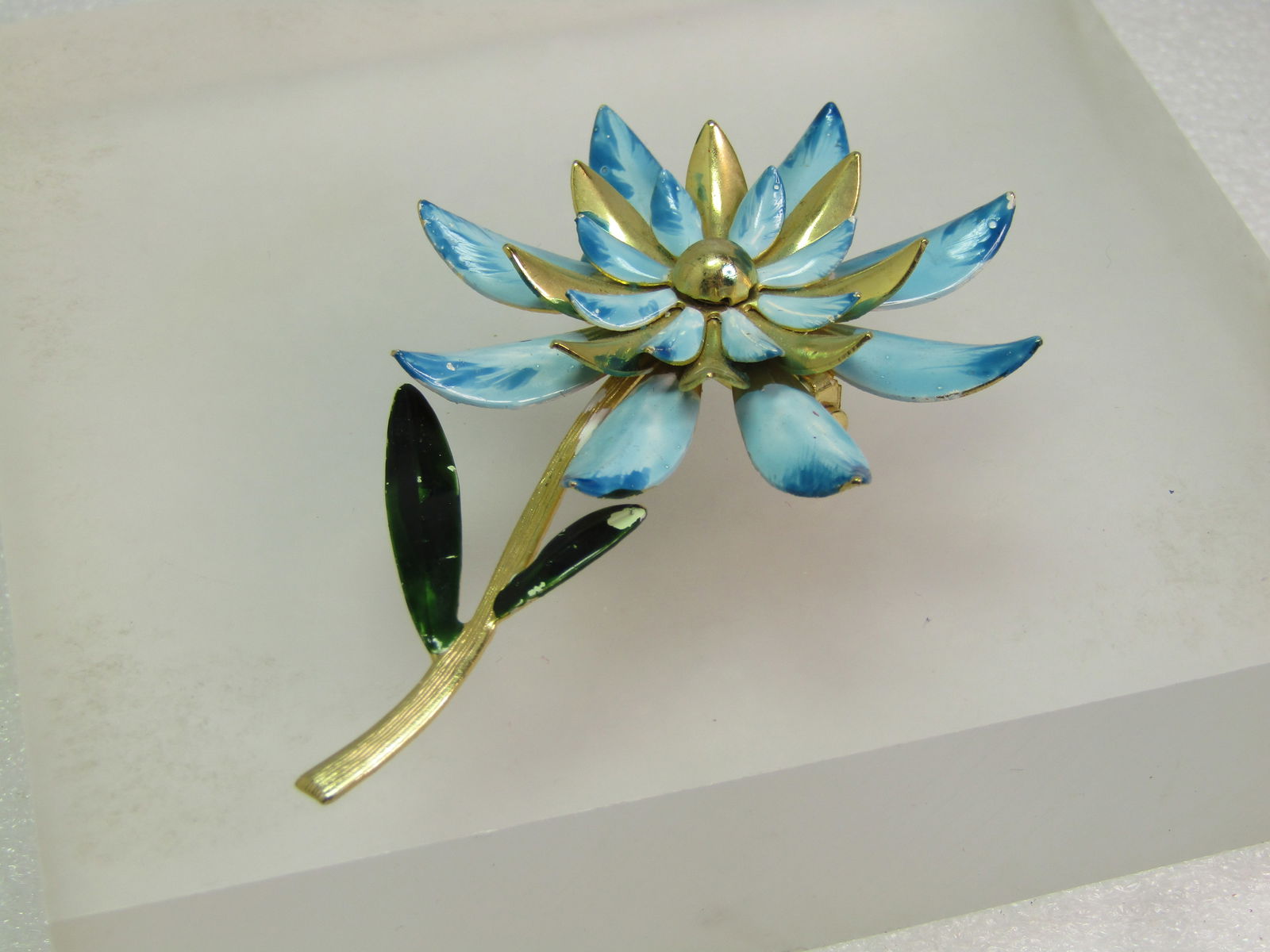 Vintage Blue/White Enameled Floral Brooch, Long Stem, 1940's-1960's - 5
