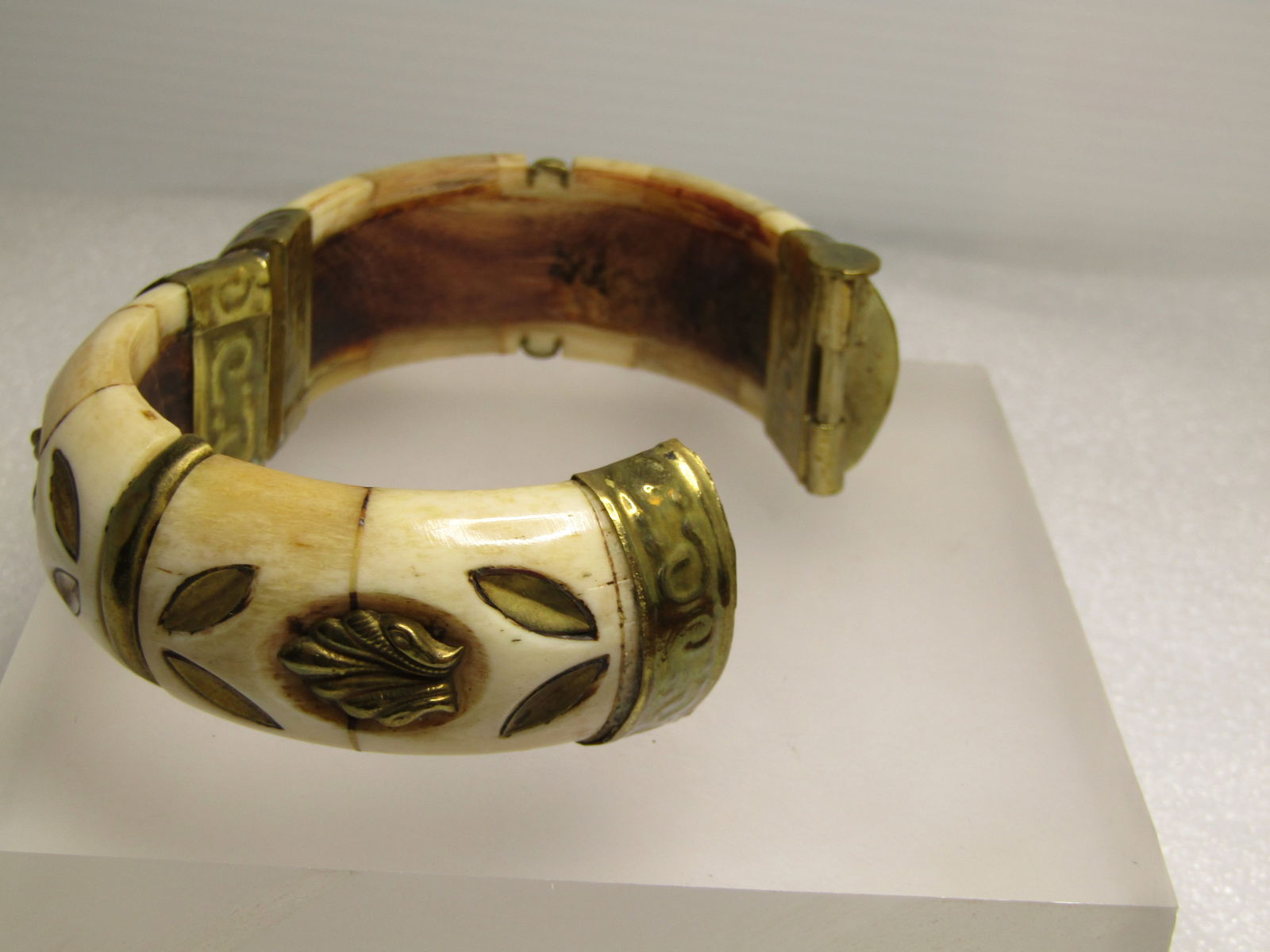 Vintage Brass & Carved Bone Bracelet, Tribal, Hinged, Pin Clasp, 6.75", 1970's-1980's - 5