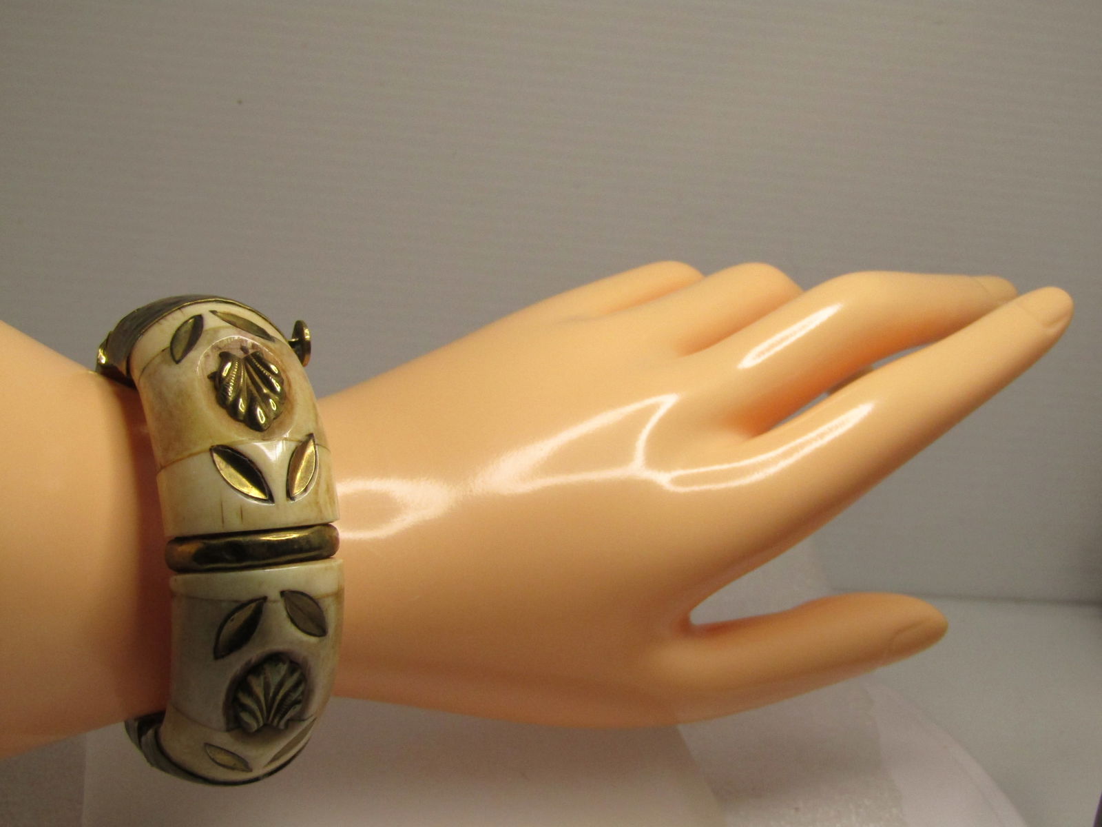 Vintage Brass & Carved Bone Bracelet, Tribal, Hinged, Pin Clasp, 6.75", 1970's-1980's - 7
