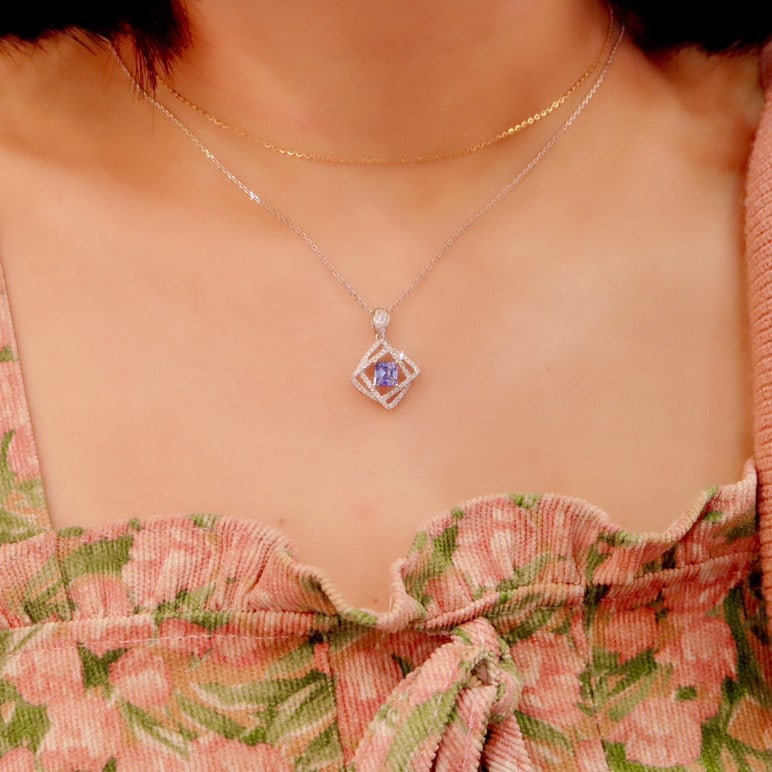 14K GOLD 1.31 CTW NATURAL SAPPHIRE & DIAMOND PENDANT - 5