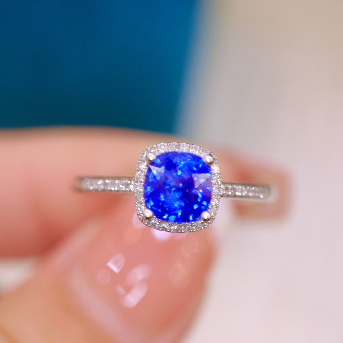 14K GOLD 1.25 CTW NATURAL SAPPHIRE & DIAMOND RING: Title:14K GOLD 1.25 CTW NATURAL SAPPHIRE & DIAMOND RINGDescription:Ref:230528449Gold Content:14K GoldRing Size:7.25USMain Gemstone:SapphireNumber of stones:1Shape:CushionCarat Weight:1.10ct