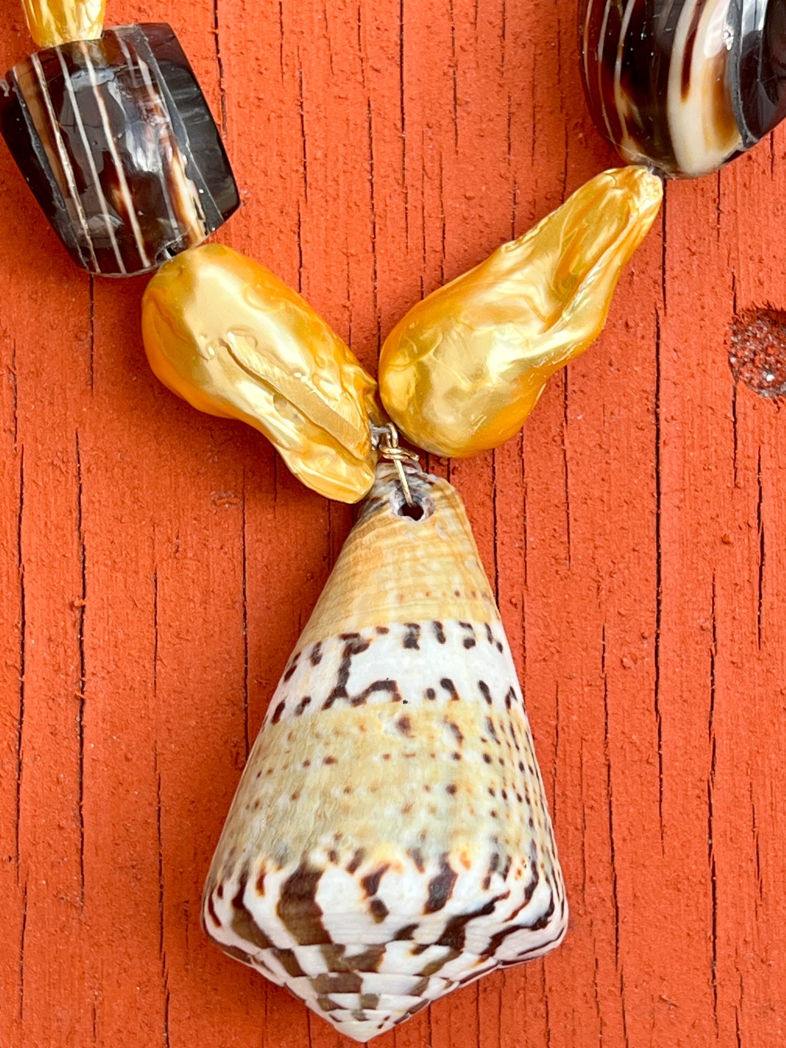 Golden Pearl & Carved Shell Necklace - 2