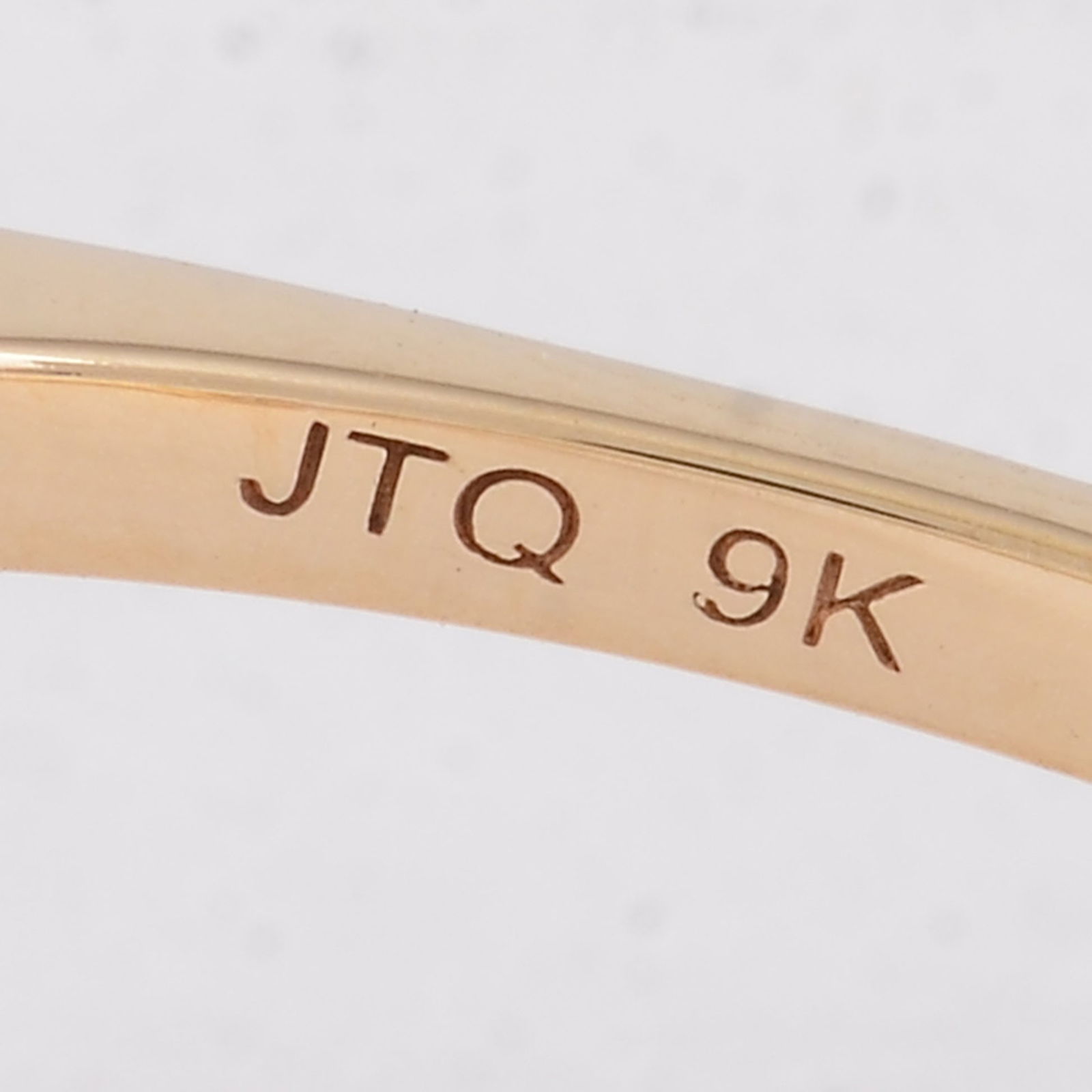 2.00 Ct Trillion Tanzanite 9K Gold Ring - 5