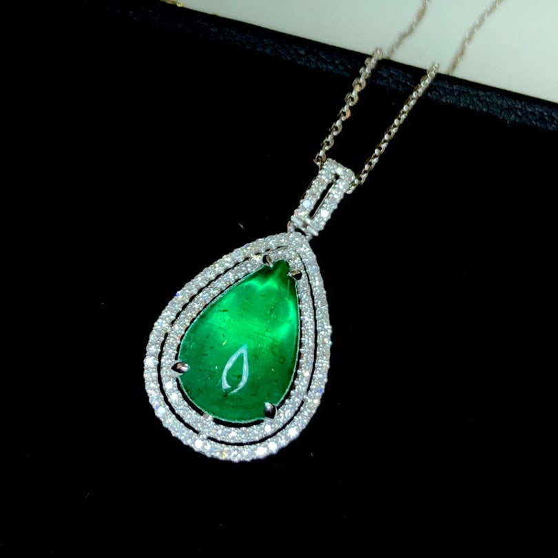 14K GOLD 3.99 CTW VIVID GREEN NATURAL EMERALD & DIAMOND PENDANT - 5