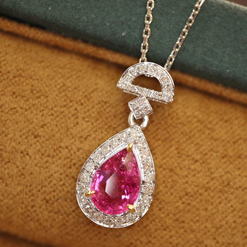 14K GOLD 0.86 CTW VIVID PINK NATURAL SAPPHIRE & DIAMOND PENDANT - 3