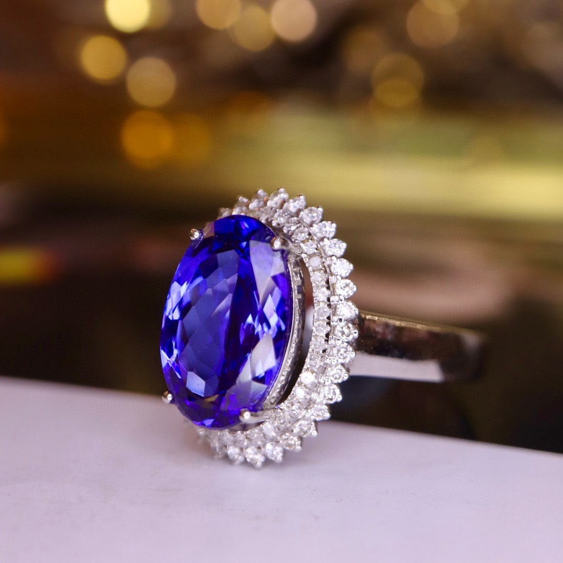 14K GOLD 3.49 CTW NATURAL TANZANITE & DIAMOND RING - 4