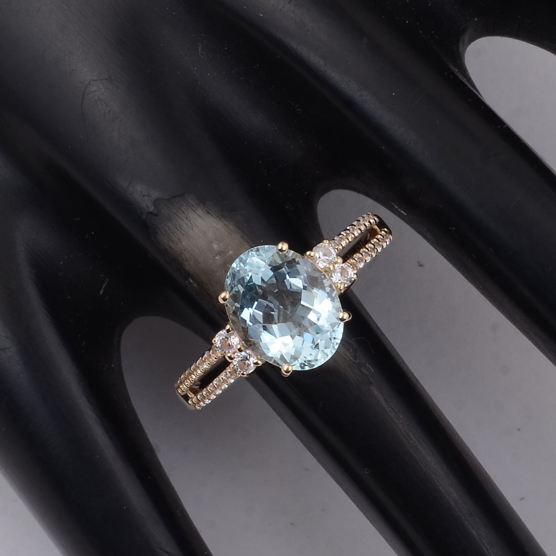 2.38 Ct Oval Aquamarine 9K Gold Ring - 2