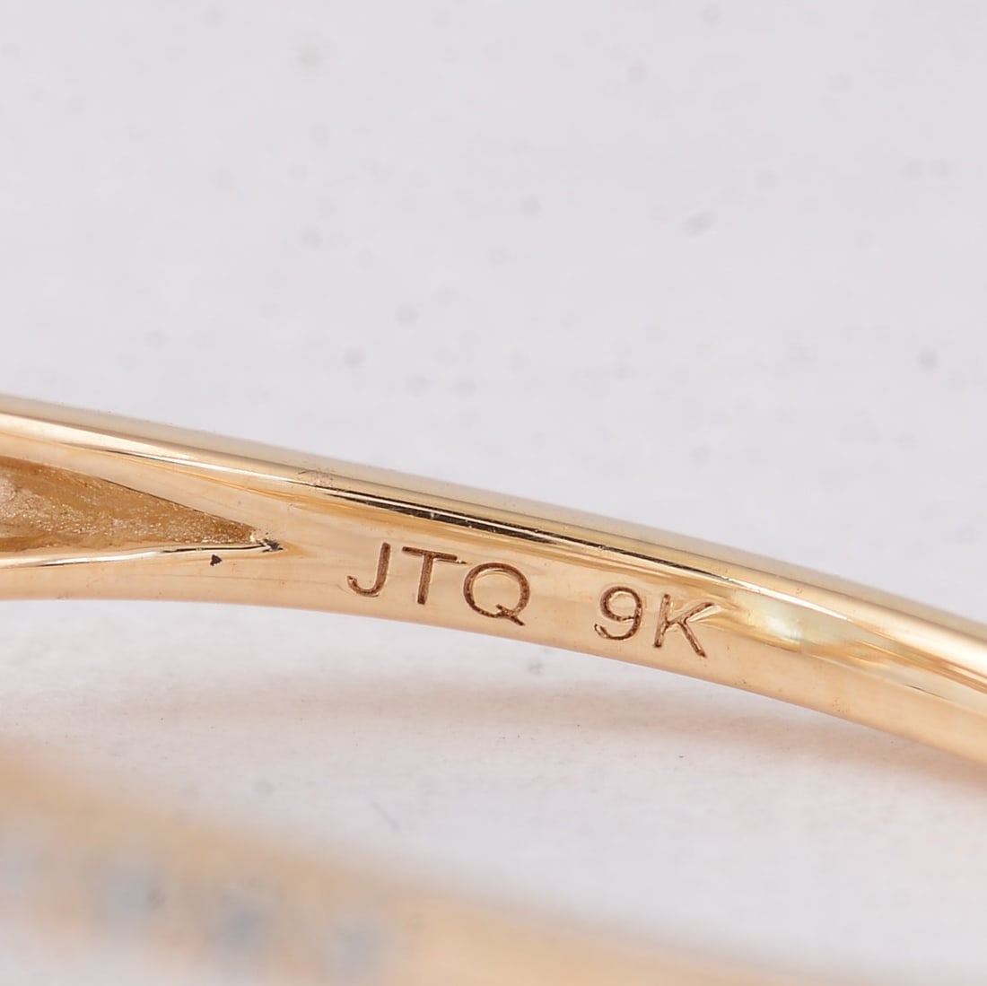 2.38 Ct Oval Aquamarine 9K Gold Ring - 5