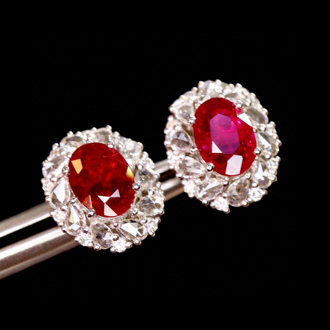 14K GOLD 1.94 CTW NATURAL RUBY & DIAMOND EARRINGS - 4