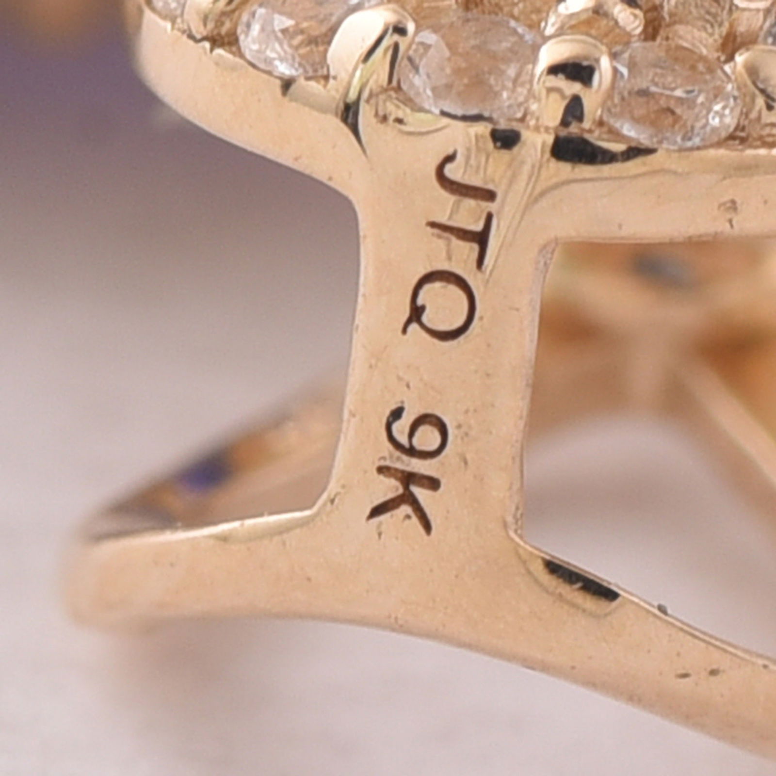 14.50 Ct Cushion Tanzanite 9K Gold Pendant - 5