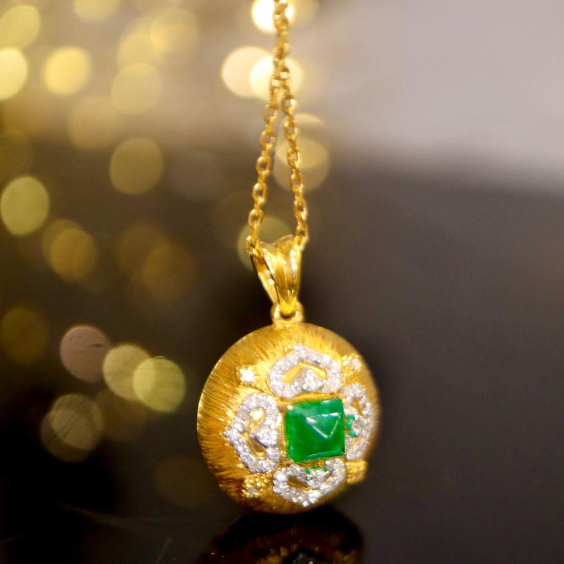 14K GOLD 1.28 CTW VIVID GREEN NATURAL EMERALD & DIAMOND PENDANT - 6