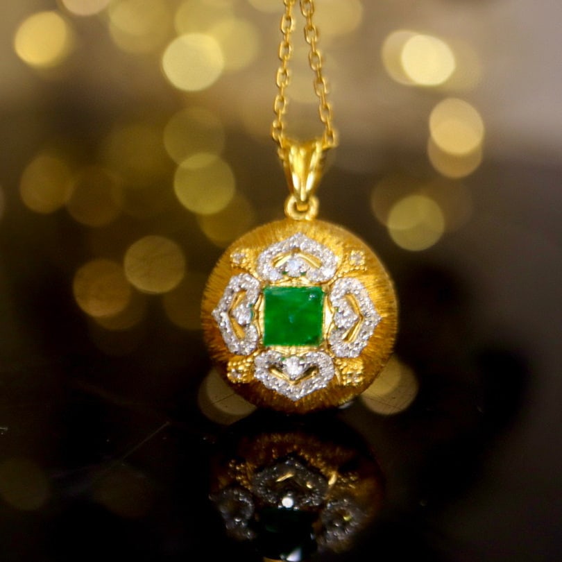 14K GOLD 1.28 CTW VIVID GREEN NATURAL EMERALD & DIAMOND PENDANT - 8